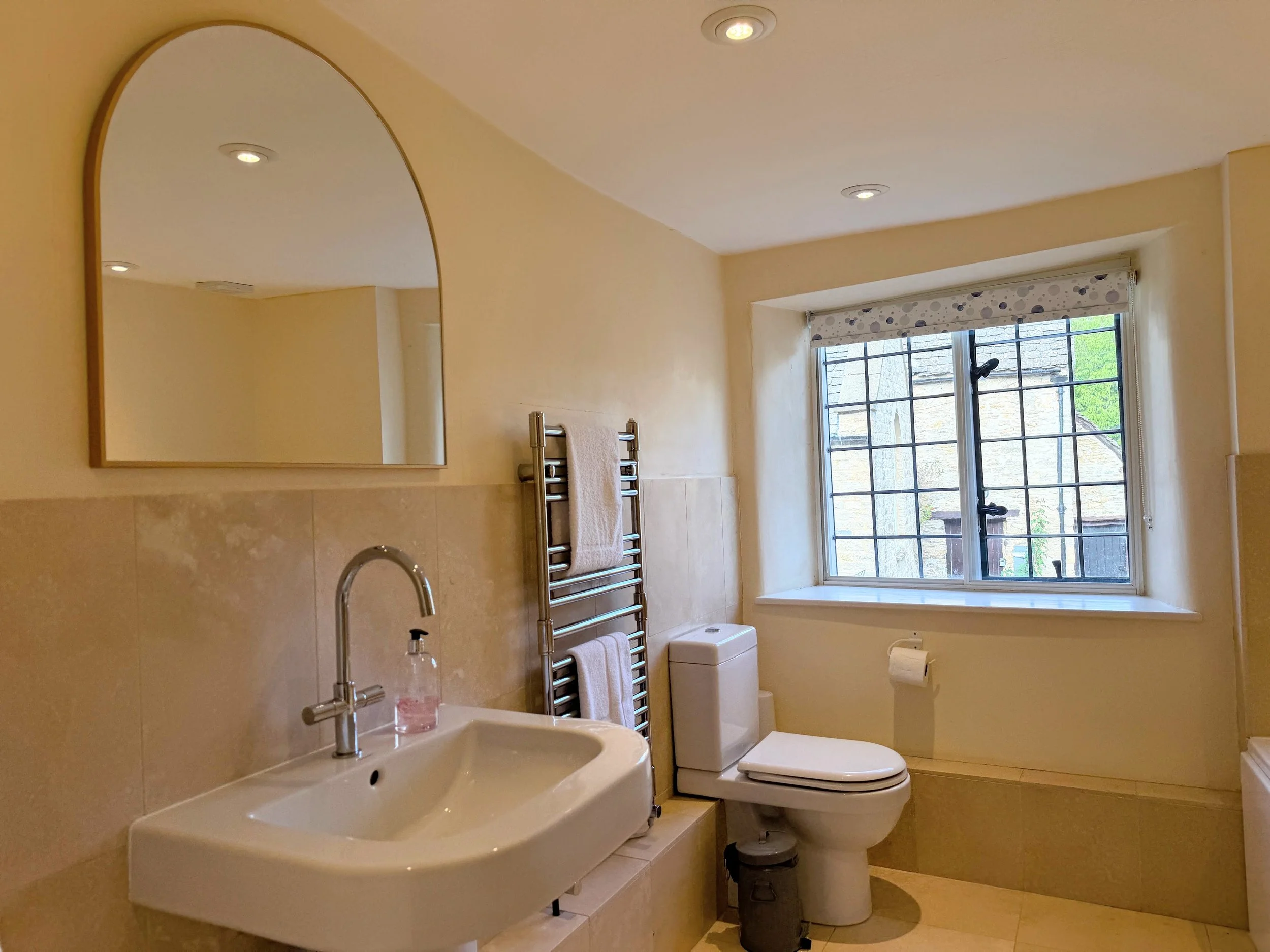 14. First Floor Shared Bathroom.jpg