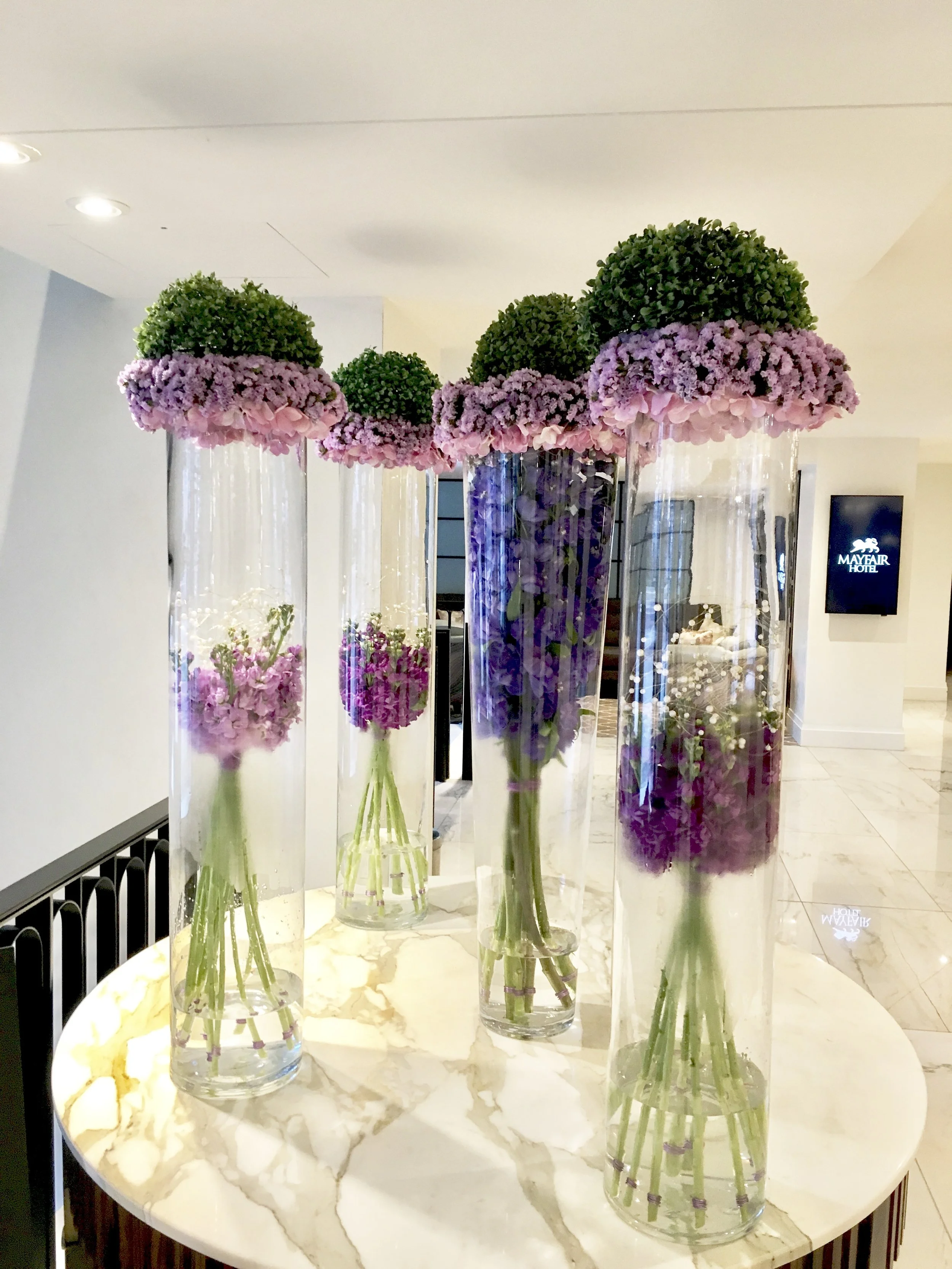 ELEGANT HOTEL FLOWERS