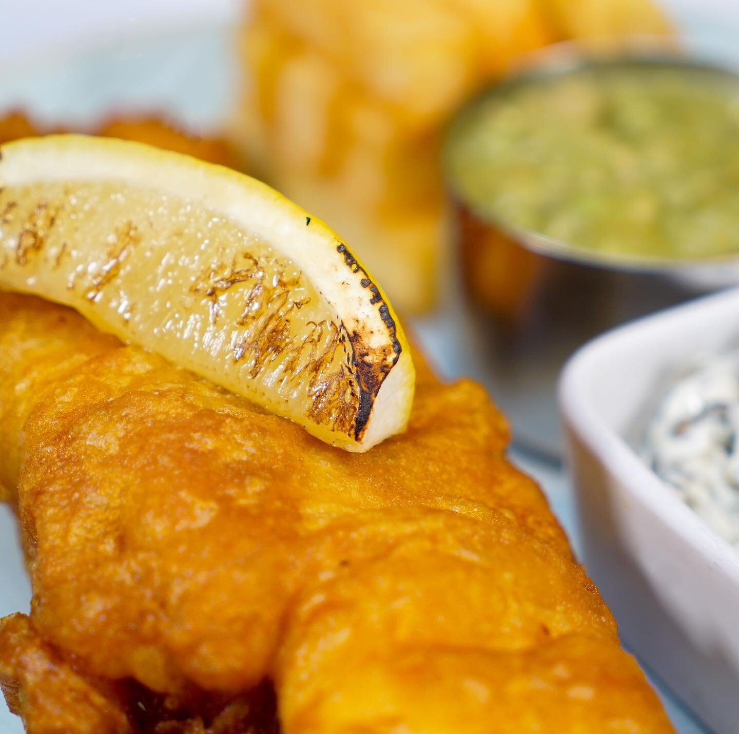 Celebrating National Fish and Chips Day 🐟

Who doesn't like freshly cooked fish and chips?  Well 382 million portions are served in the UK per year - an average of of six servings for every man, woman and child in the country!  Thank you @fishisthed