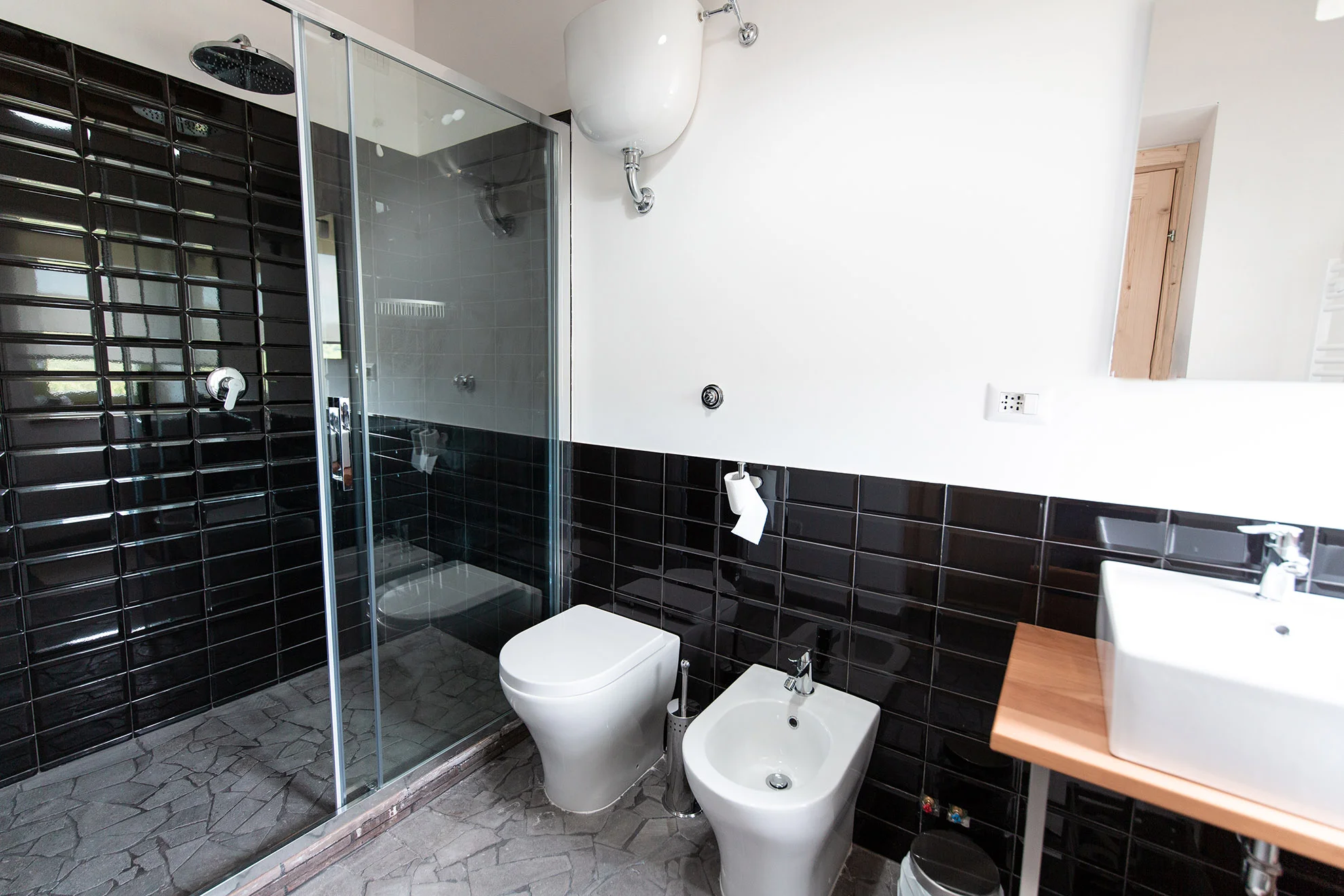 bagno camera 2a.jpg