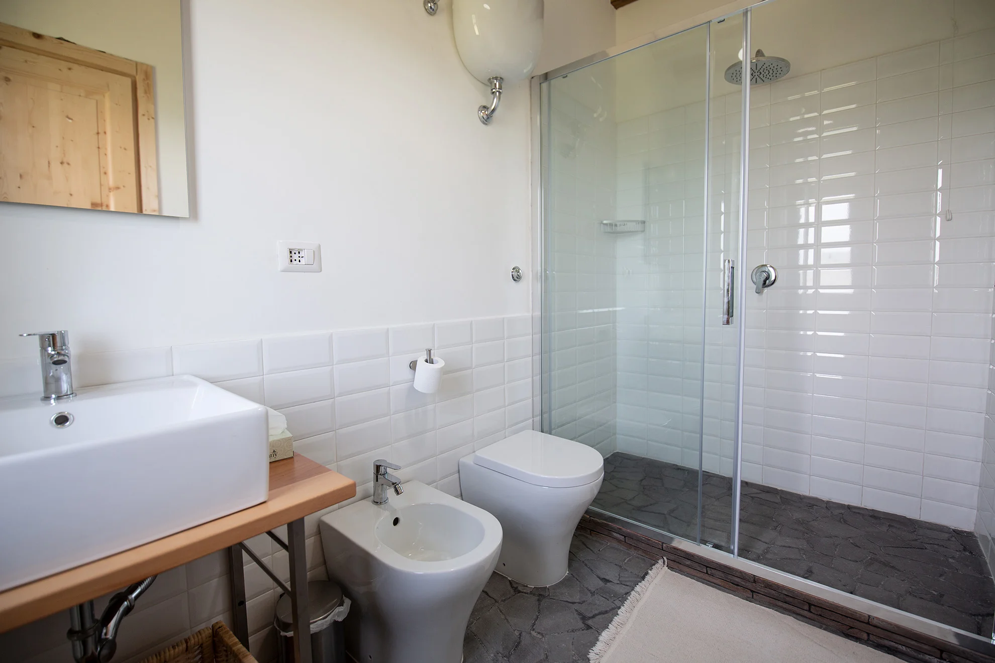 bagno camera 6a.jpg