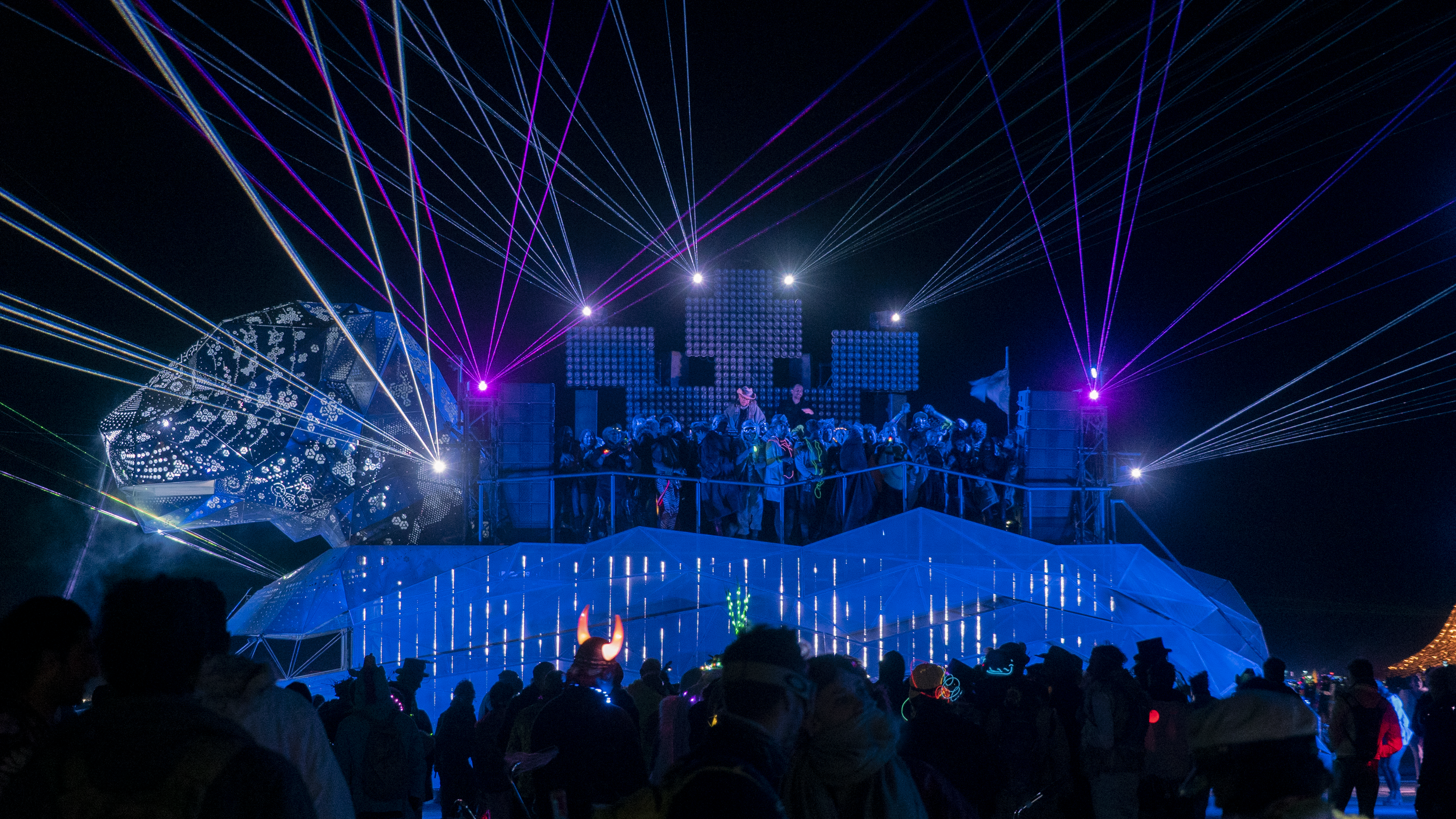 BOTA19's Art Centerpiece &amp; Cósmico Americas Main Stage: Jaguara