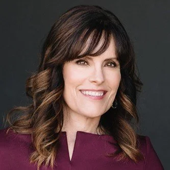 Elizabeth Suárez (Moderator)