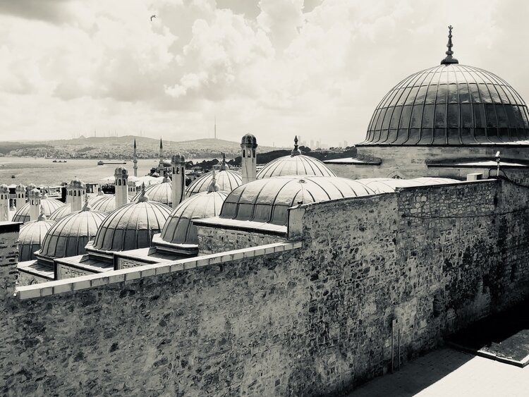 From the Suleymaniye Mosque , you can see the Asian side of Istanbul across the Bosphorus Straight. Ferries which are part of the Metro system connect the Asian section of the city with the Beyoğlu (Modern) and Fatih (Old Town) Districts. Getting a