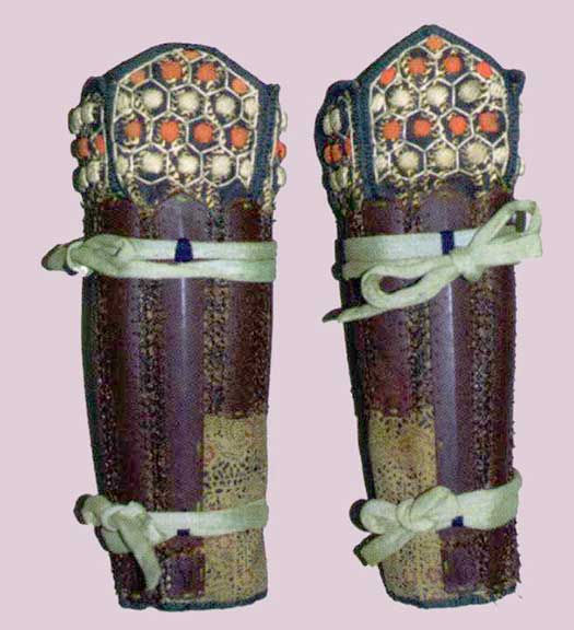   Suneate  of splint construction with sectional brigandine  tateage .  Edo period. 