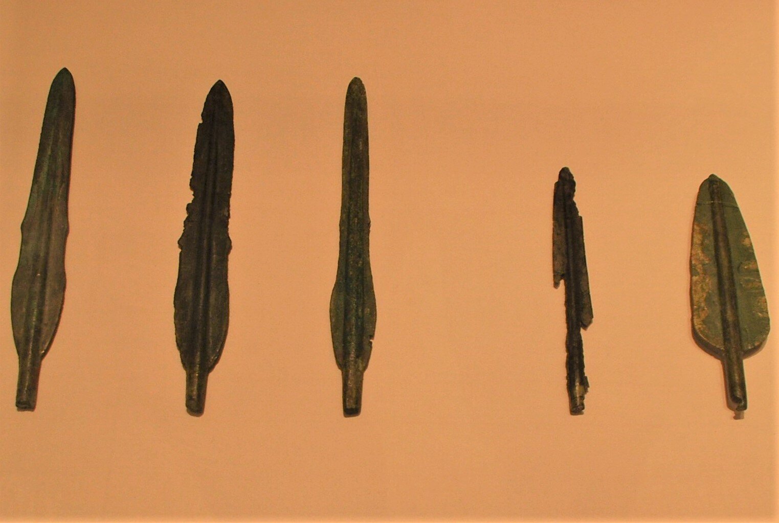 Liaoning bronze daggers