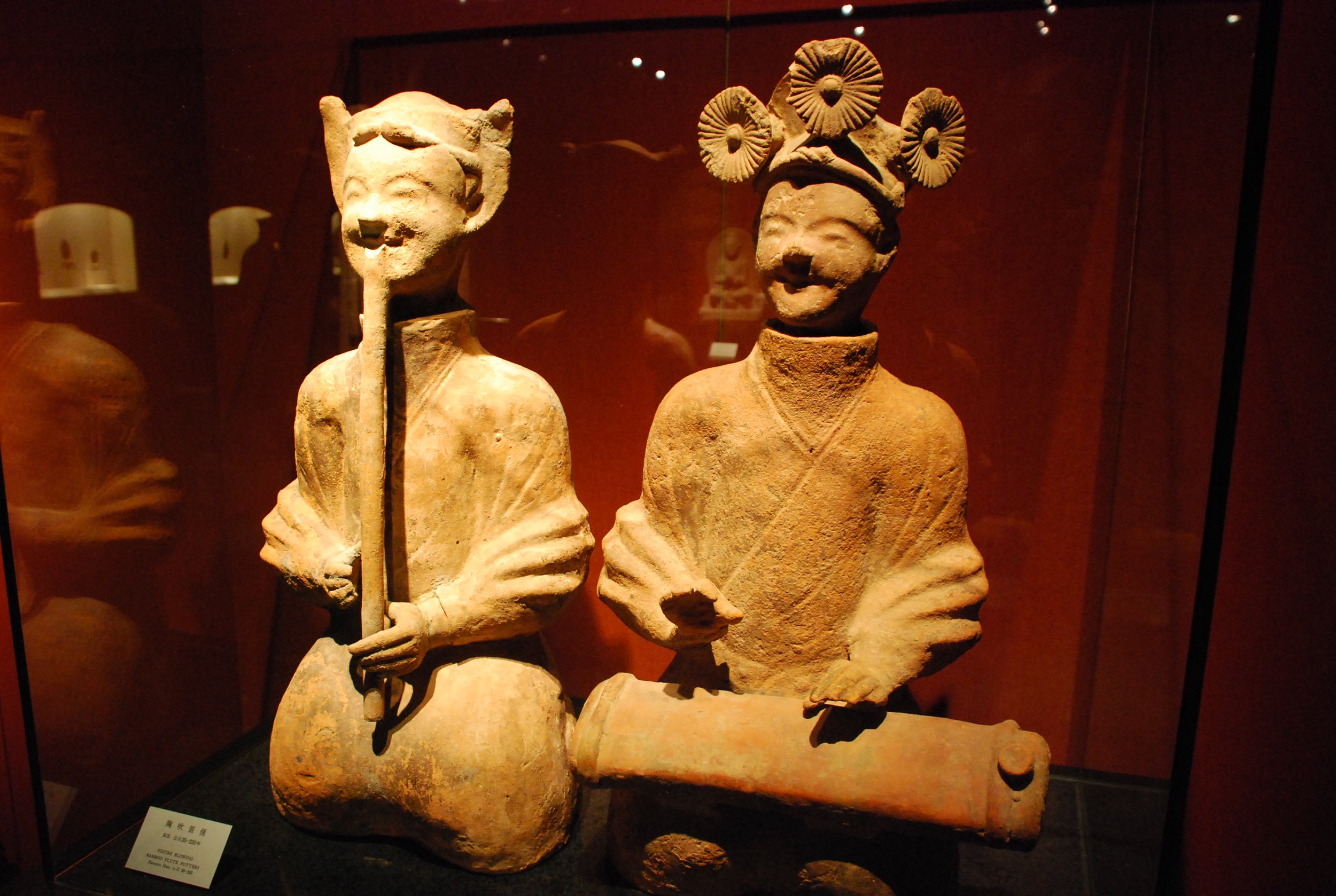 Han musicians, Shanghai Museum