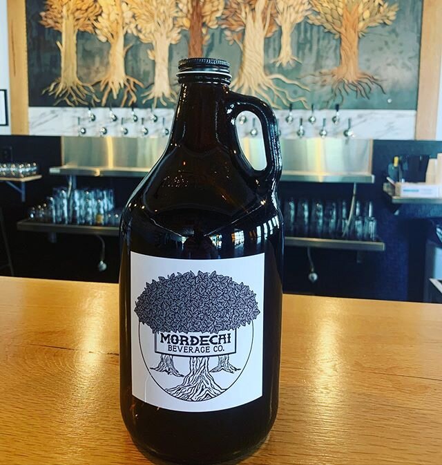 It&rsquo;s Wednesday!!! Which means $12 GROWLER FILLS!!!!! Come by today and get any of our beers in a 64oz growler for only $12. (Does not include growler) Check our website for updated draft options. mordecaibev.co 
#drinklocal #mordecai #gatewaypl