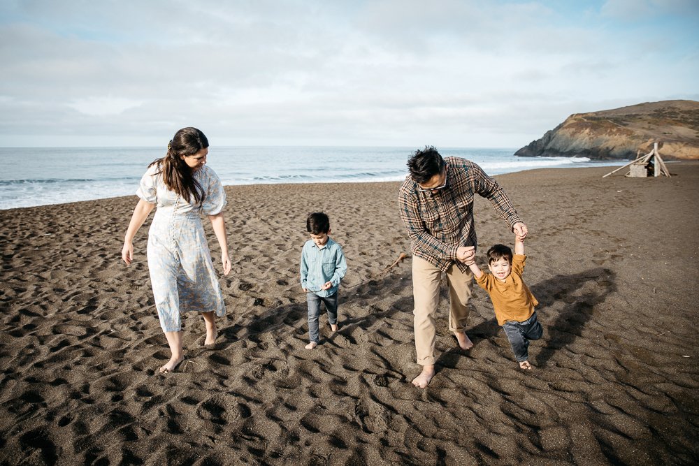 family photography session for family of four at Rodeo Beach, Ma