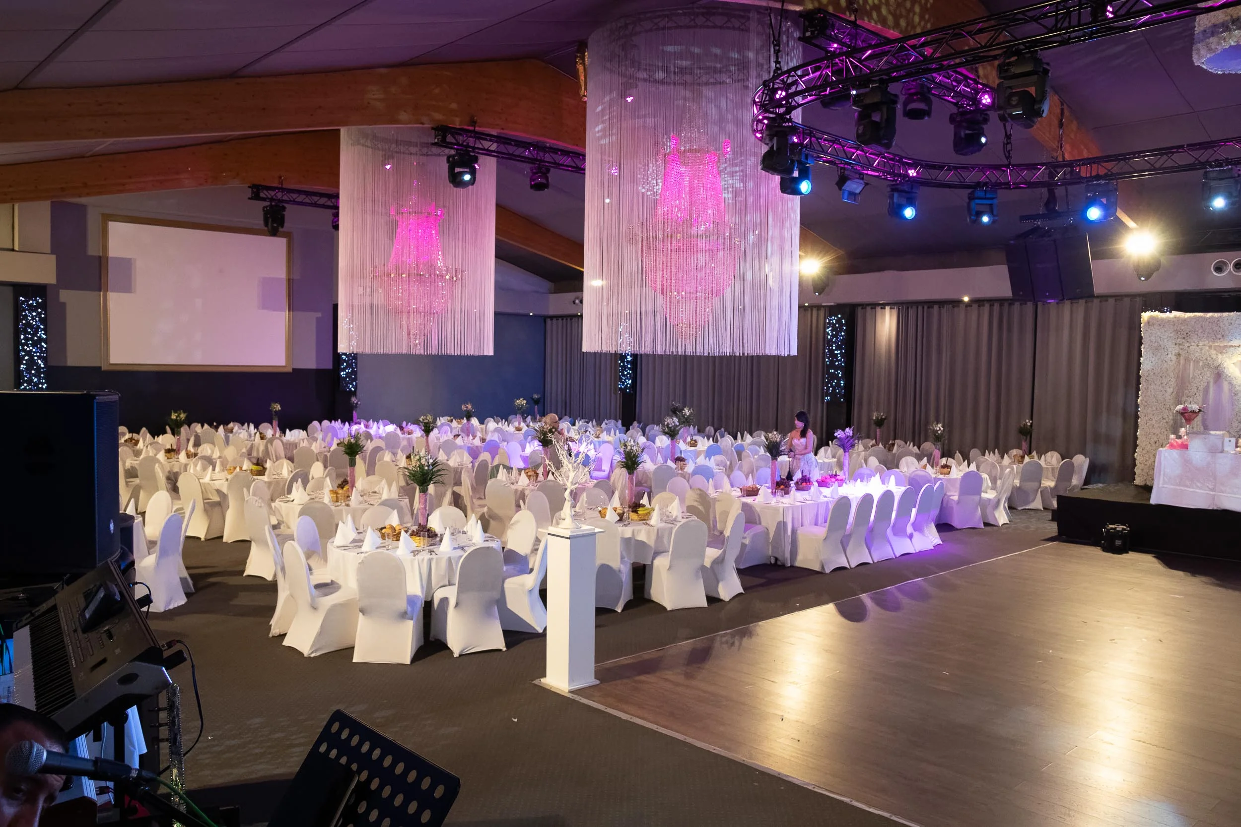 Photograph of a Turkish wedding in Brussels