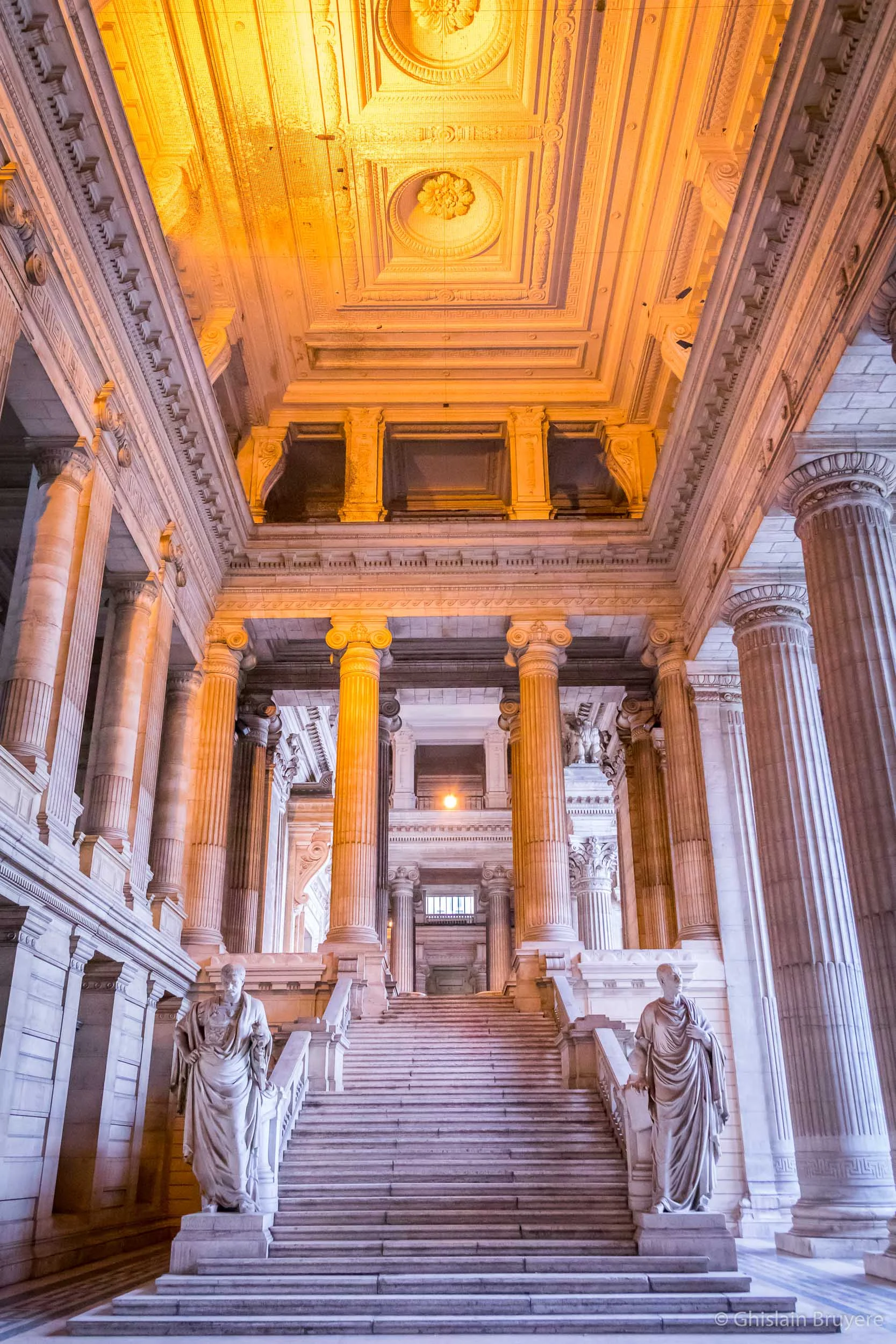 Photographe de Bruxelles se baladant dans les rues