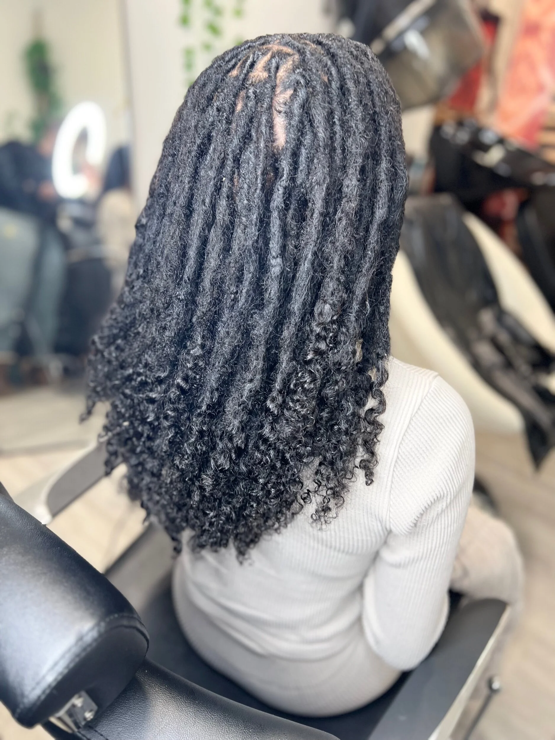 E5338765-FAC0-44C9-A257-9BE5EDA916DC