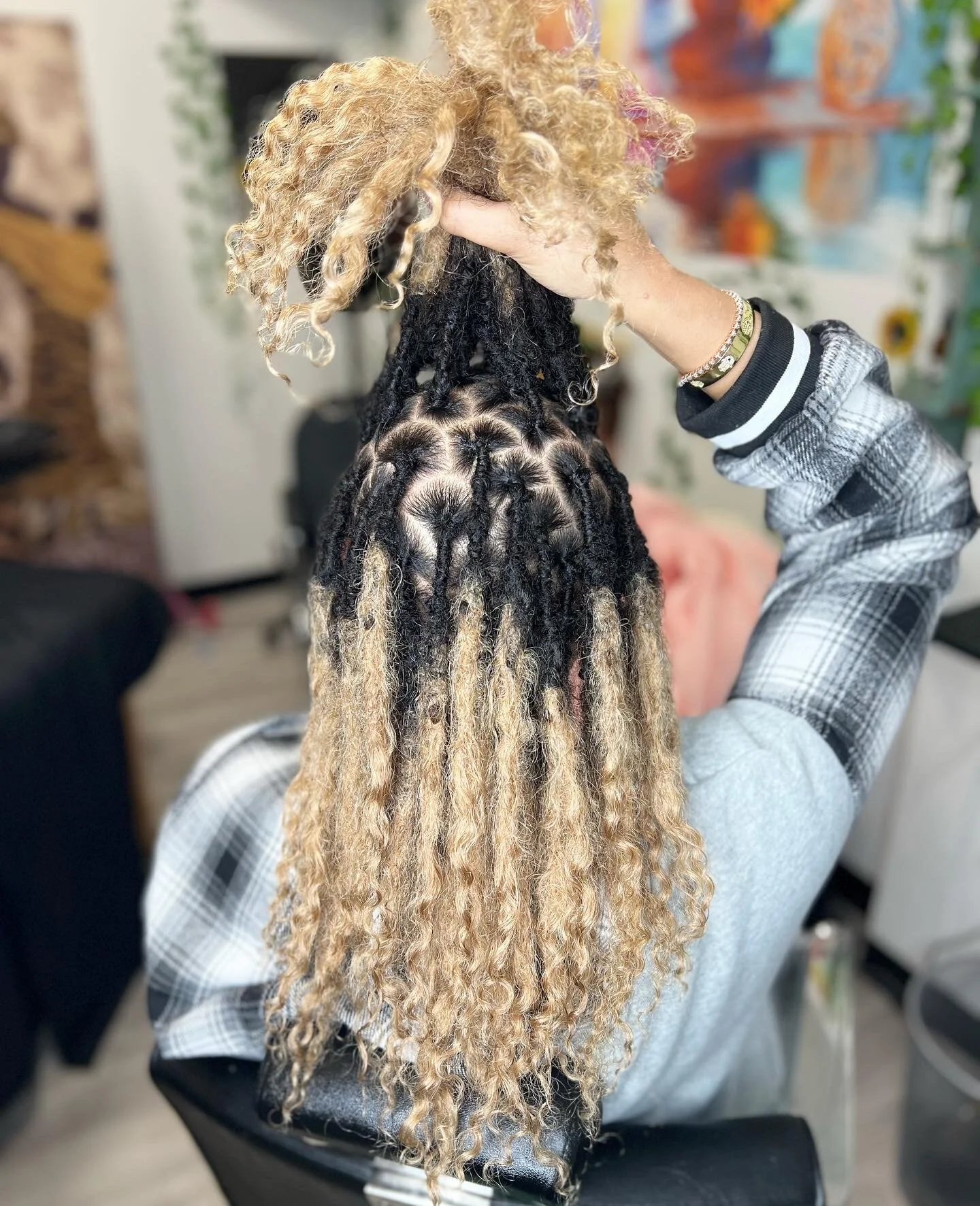 301489F2-49A1-418F-96D1-B17608CDFB20