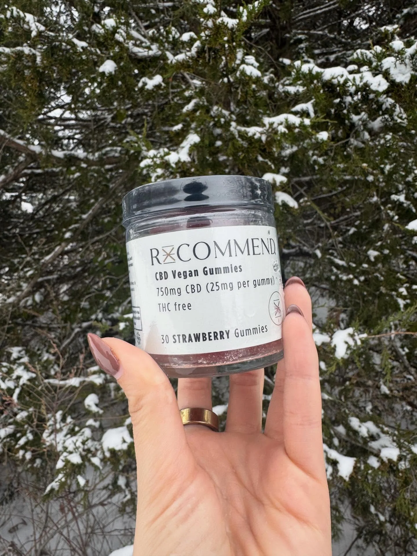 Let&rsquo;s be real, the holidays can be a lot. Between shopping, schedules, and celebrations, it&rsquo;s easy for stress to sneak in. This year, we want to give our community a moment of calm 🧘🏻&zwj;♀️

We&rsquo;ve partnered with @rxcommend to giv