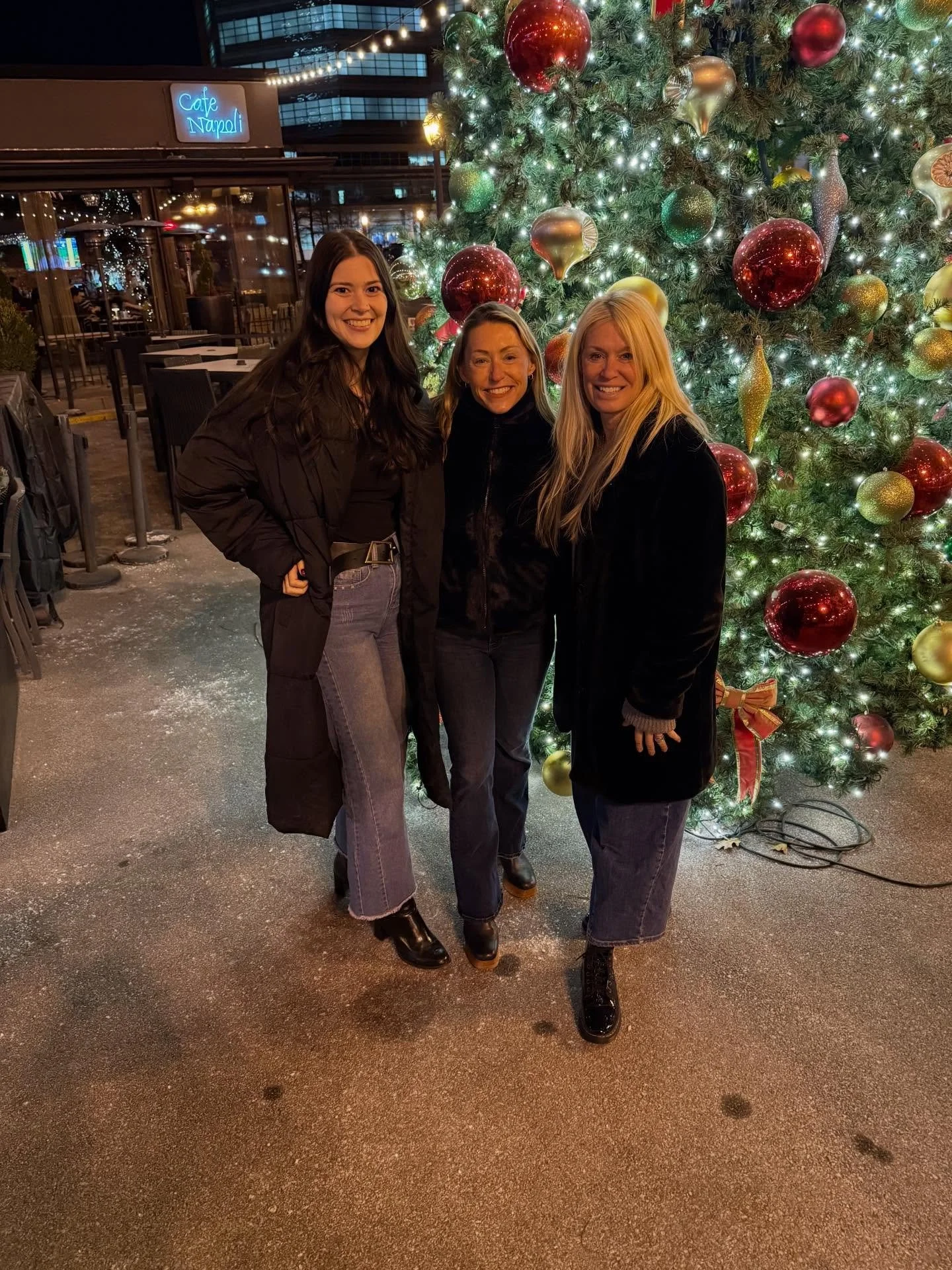 Yesterday, the Xplor team spent the day planning for 2026 and mapping out how we&rsquo;re going to conquer our goals together. We love this annual tradition of creating vision boards, swipe to see our boards and guess whose is whose! 

We wrapped up 