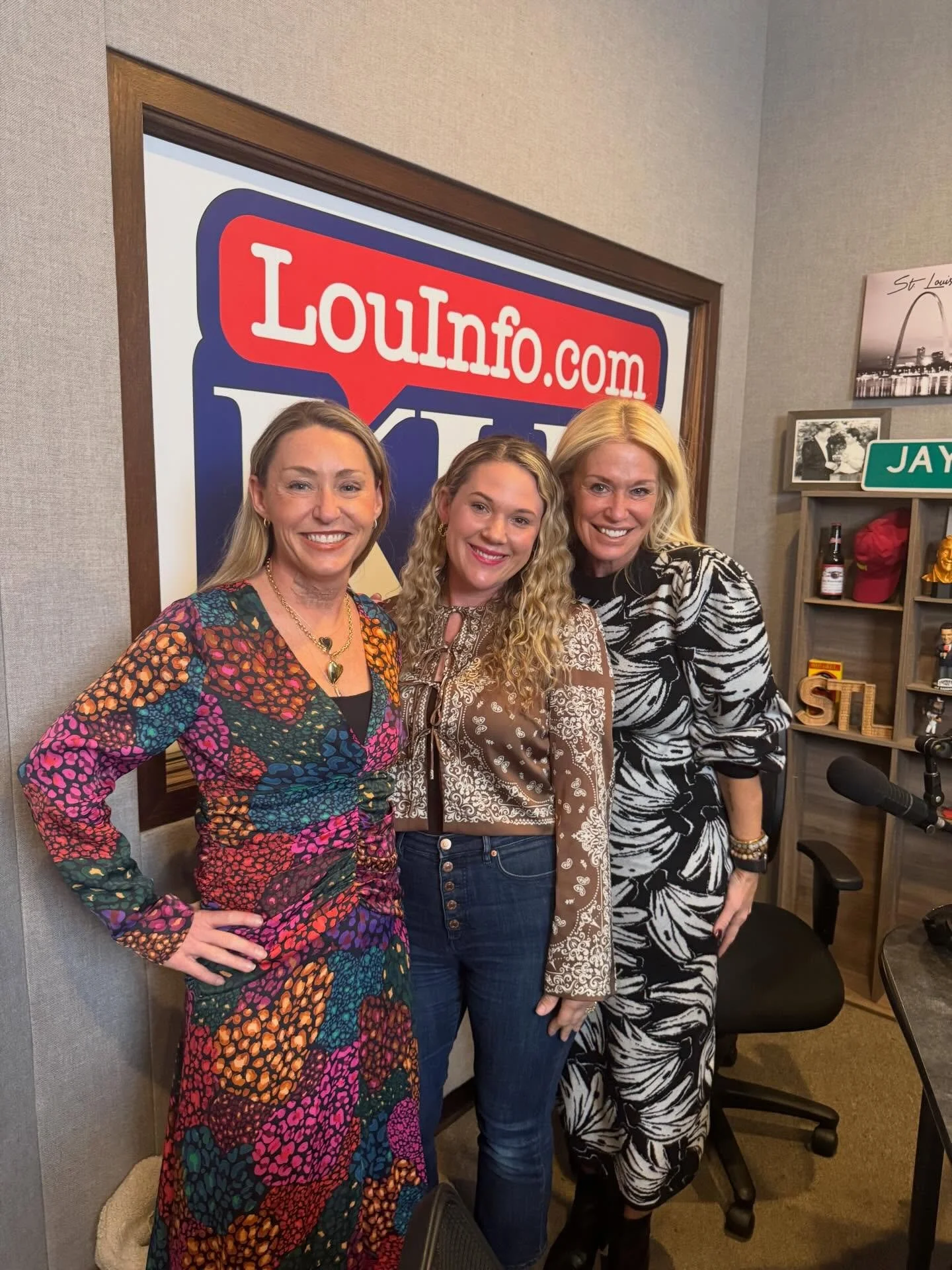 Last week, we had the honor of chatting with Ashley Obradovits, owner of @wonderwhimco ✨

We loved learning about her creative process and how she brings each gorgeous rug to life. Who knows, maybe we&rsquo;ll even get one named after us!

Huge thank