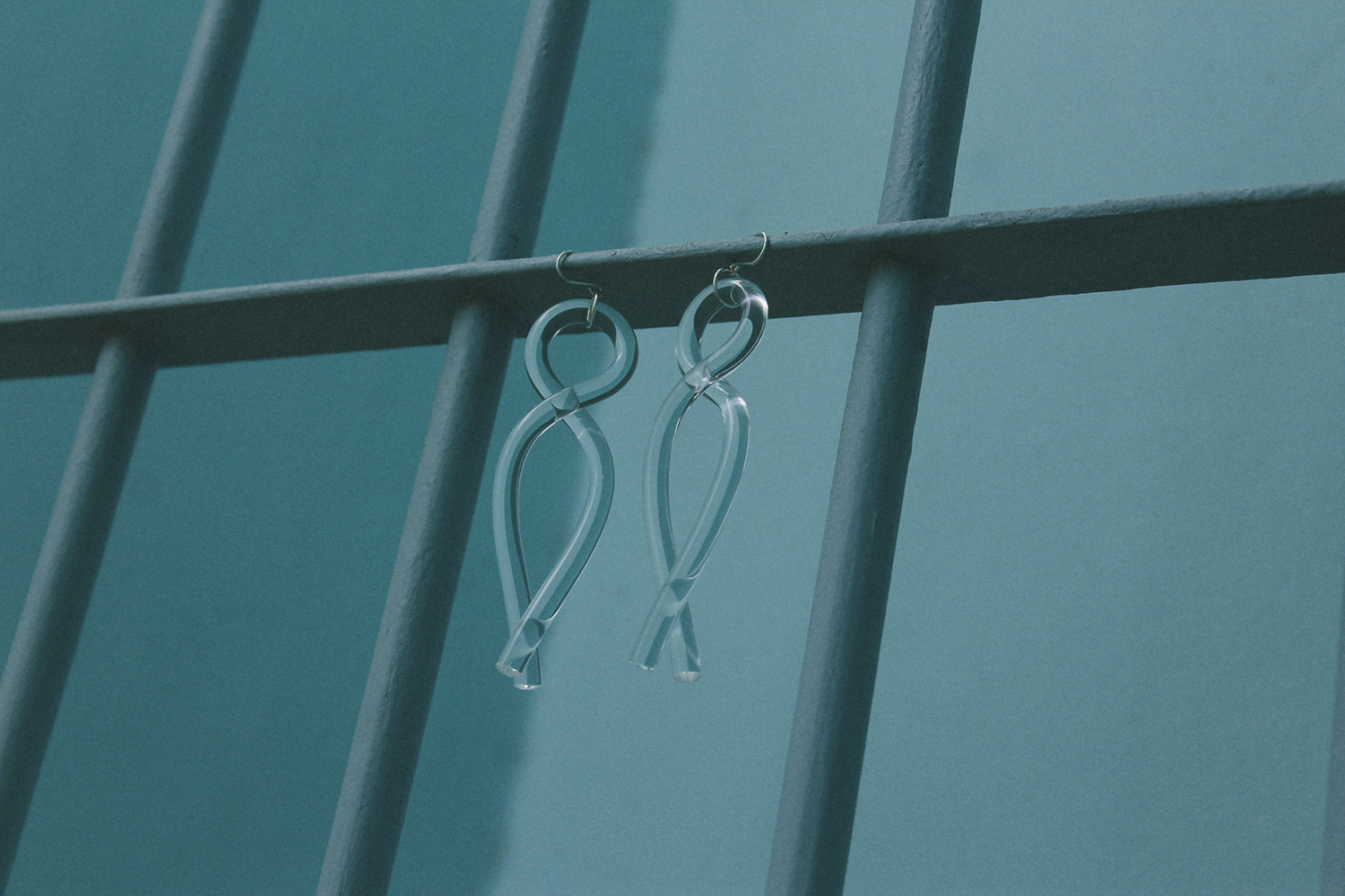 clear-earring-IMG_5057.png