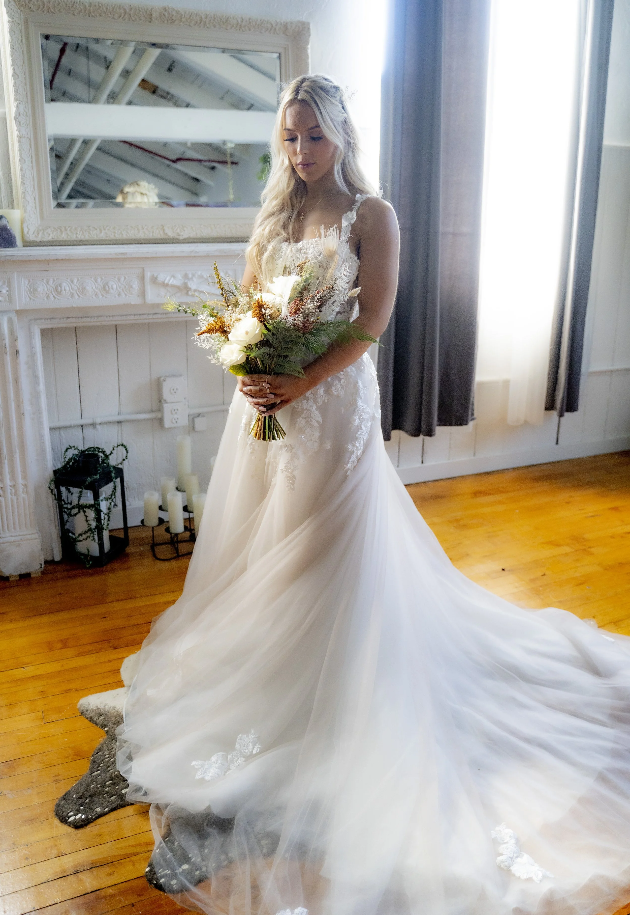 Wedding Poses Bl_7.JPG