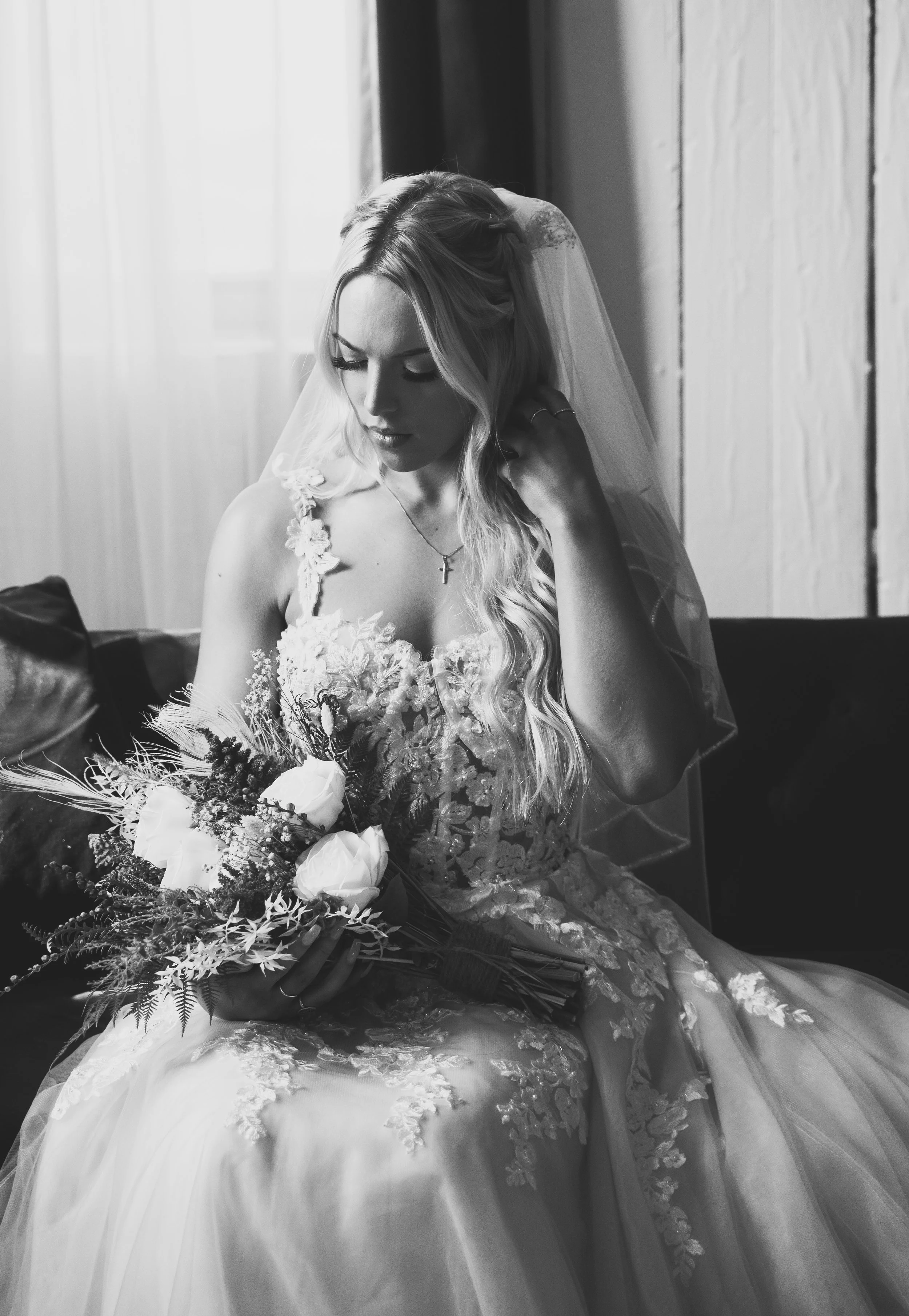 Wedding Poses Bl_38.JPG