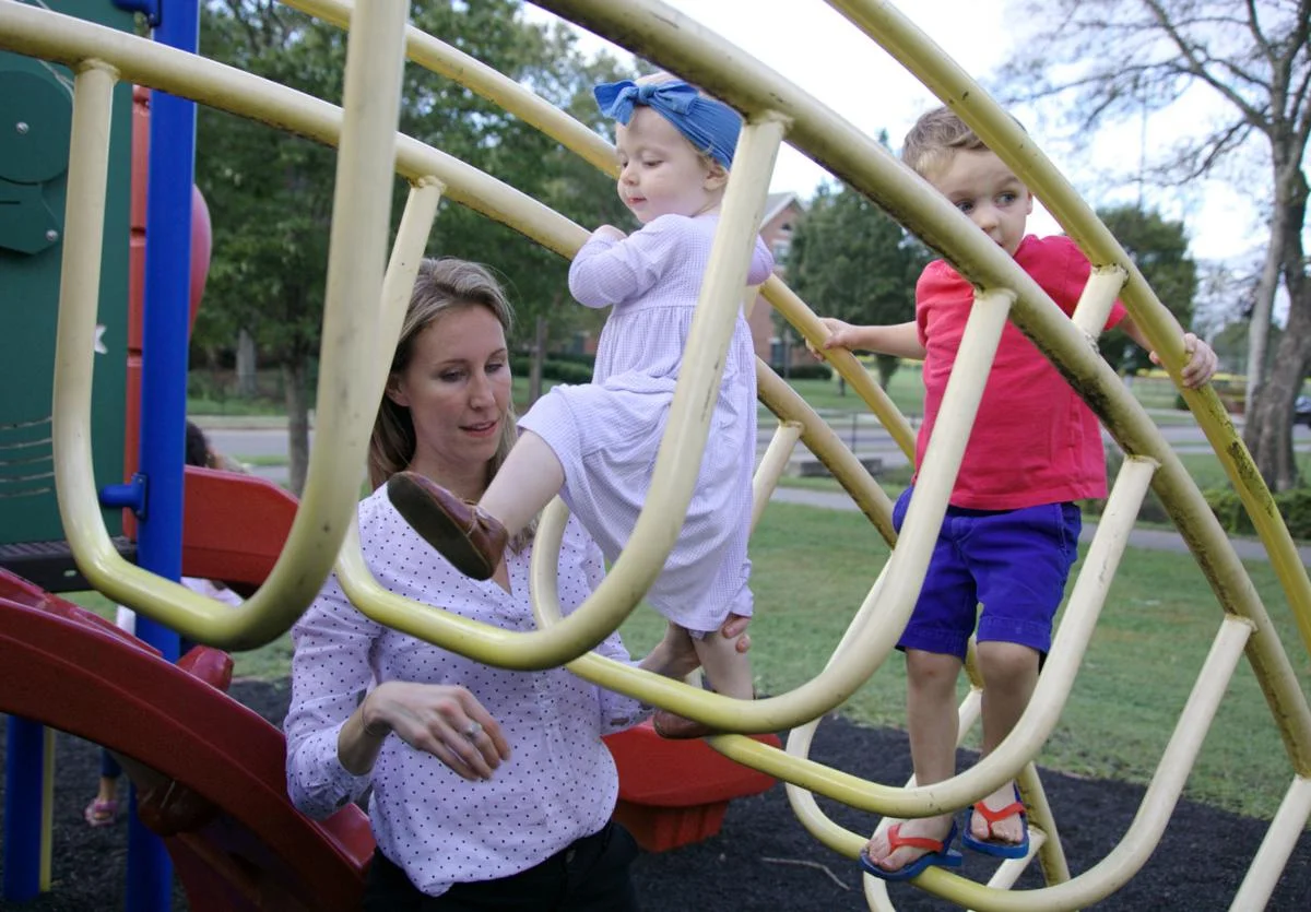 Professor Rachel Davis with her two children, Morgan and Parker. Courtesy of John David Clark, Photography Editor