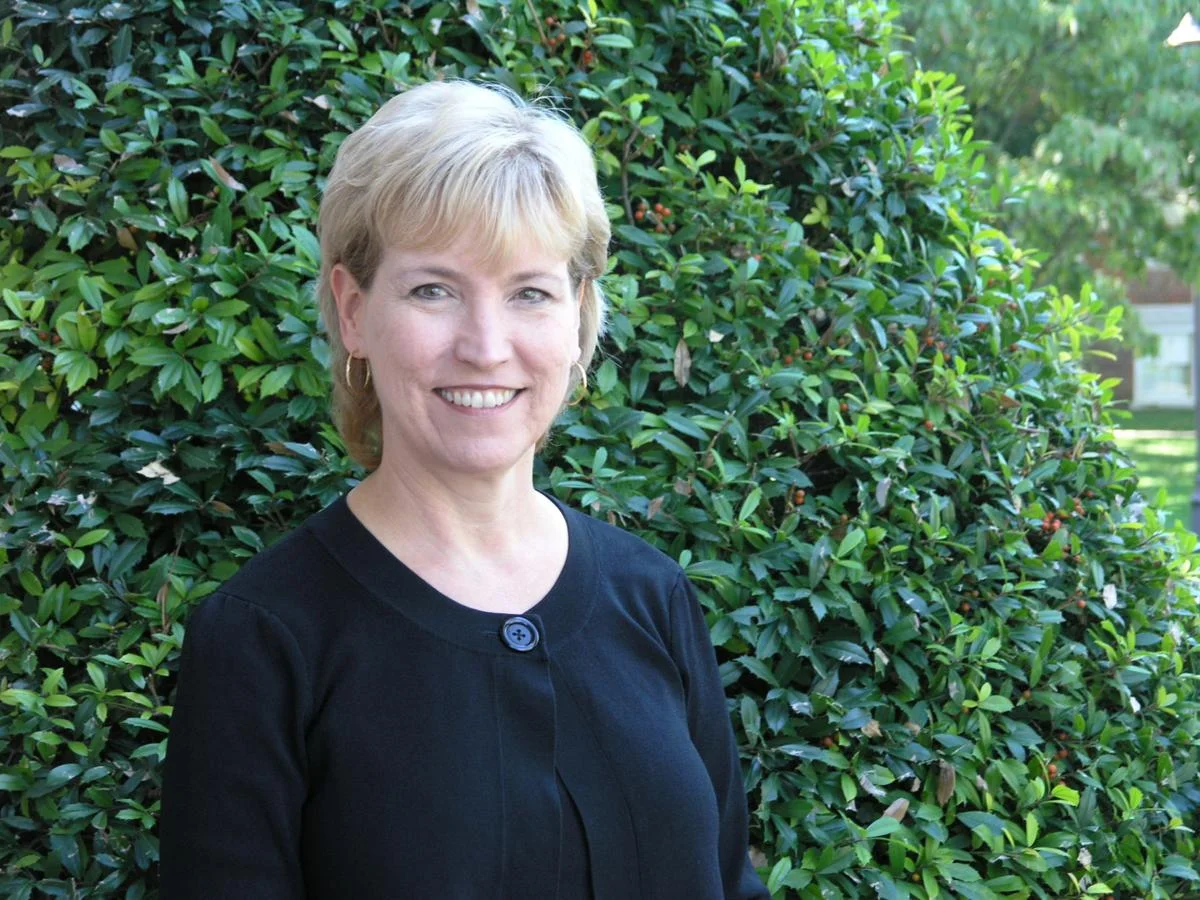 “She had genuine compassion for everyone that she taught, everyone that came through her office,” Lee alumna Hannah Davis said of Pamela Browning, whom she worked alongside as a Gateway peer leader. Contributed photo