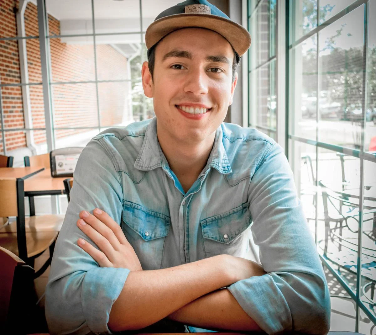 This week's Human of Lee— John Bentley, film major. Valeria Ramirez/ Lee Clarion