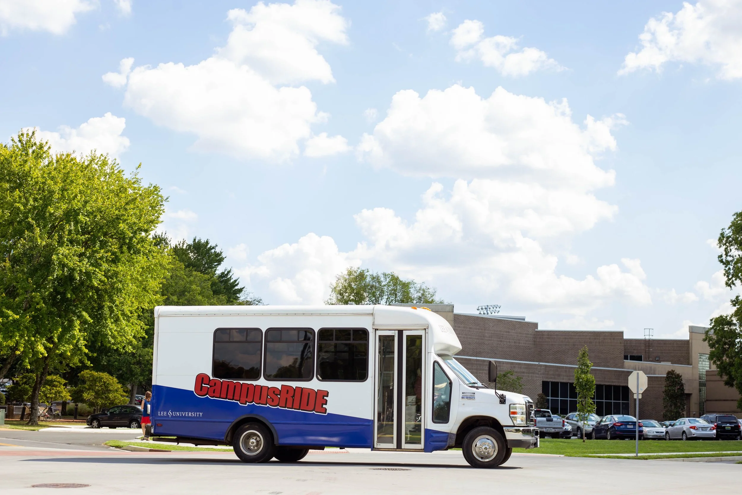Lee introduces new Campus Ride system