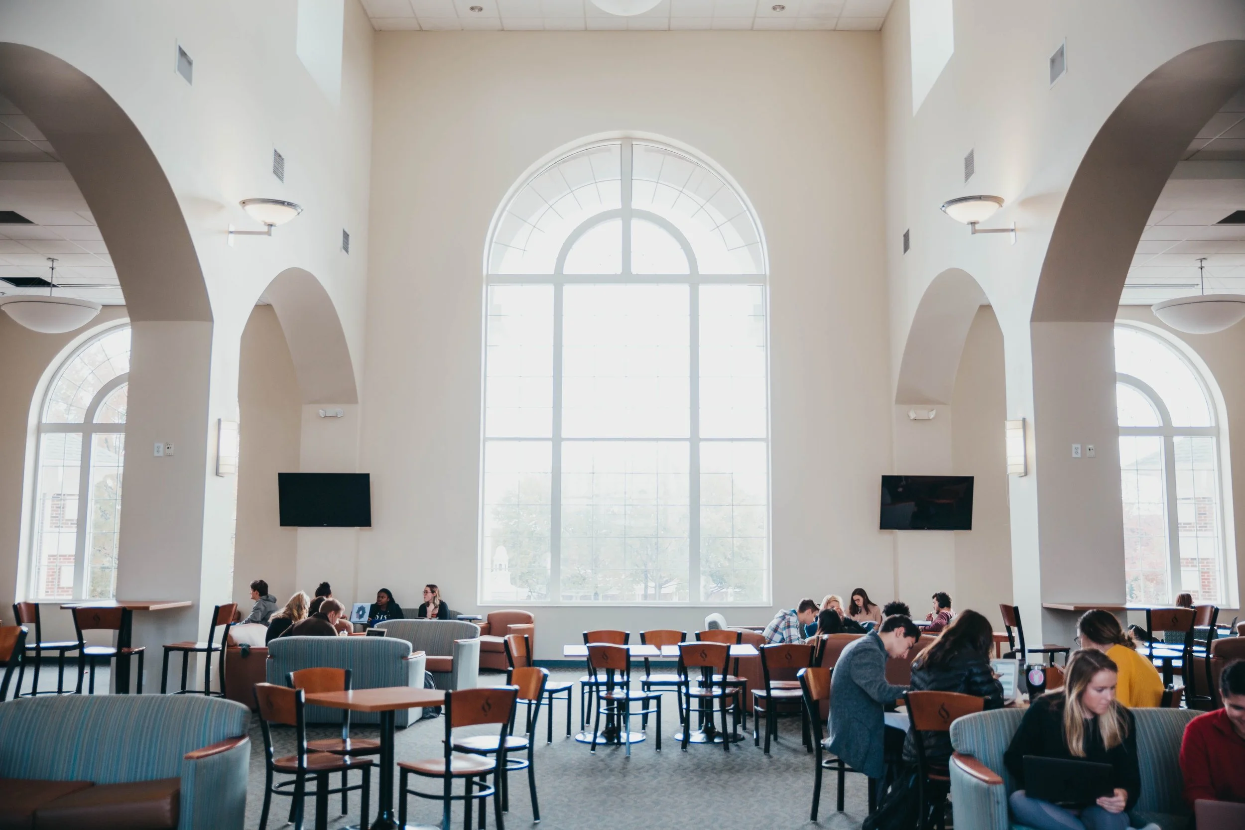 Lee's Center for Calling and Career to host career fair