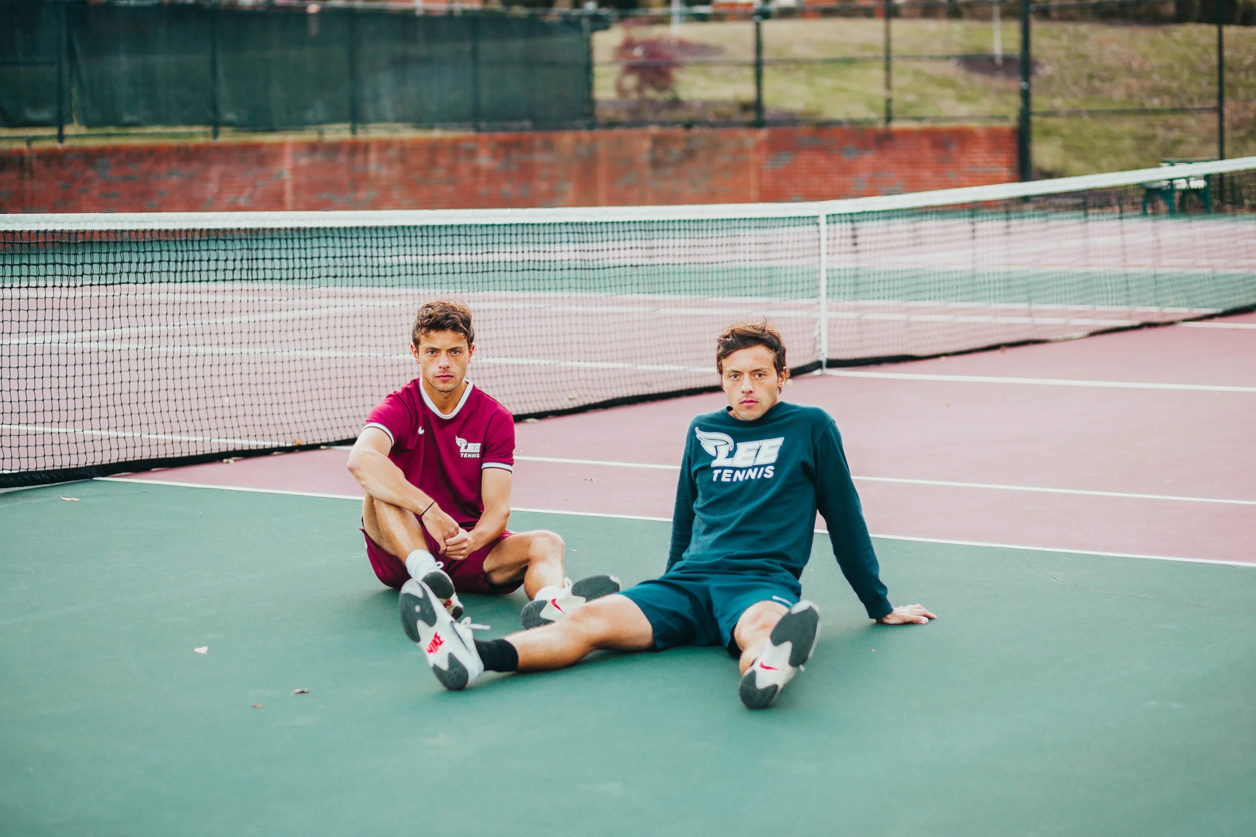 Seeing Double: Pons Lang twins make dynamic duo on Lee tennis team