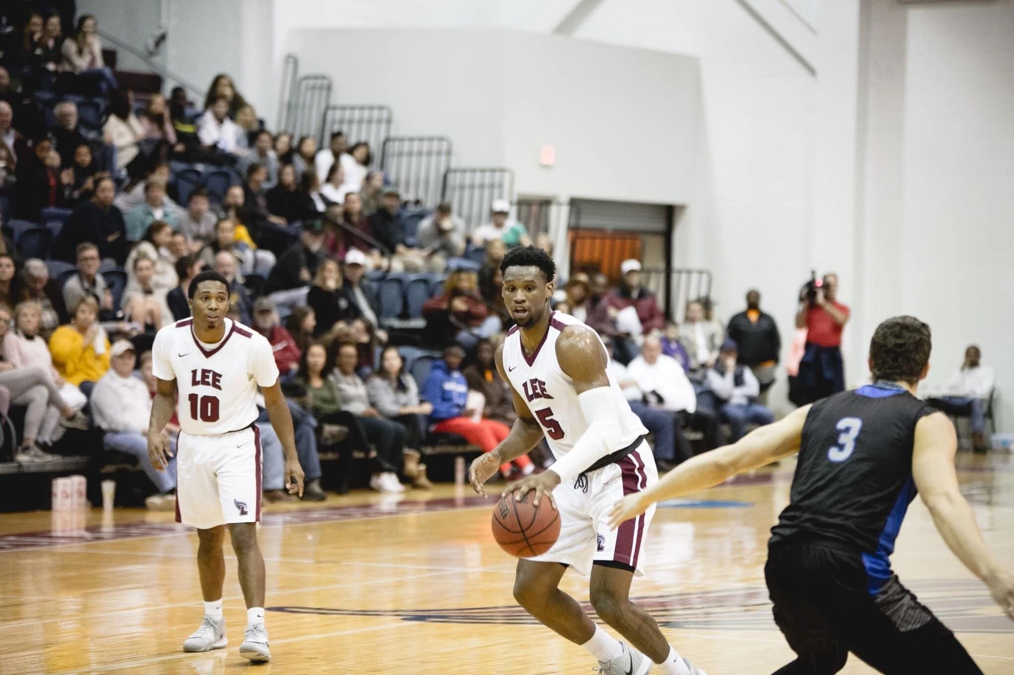 Flames sweep rival Shorter