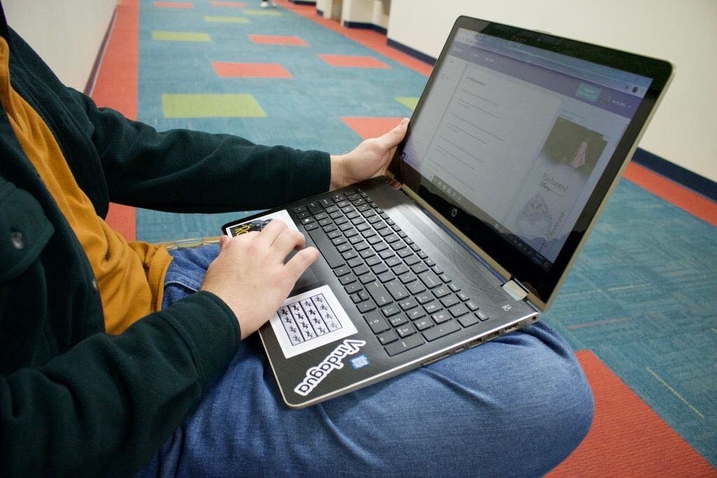 Lee bans use of unauthorized VPNs on campus