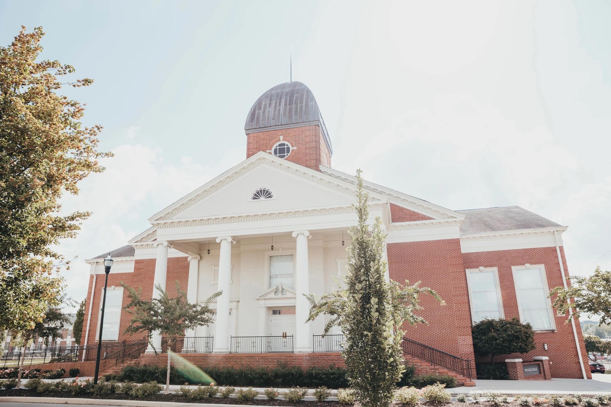 Lee offers online resources for student support