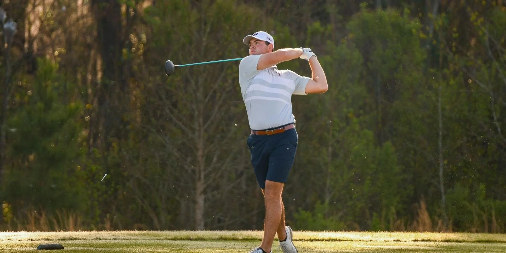 No. 10 Flames Golf Places Tied for 3rd Against Top Teams in Nation