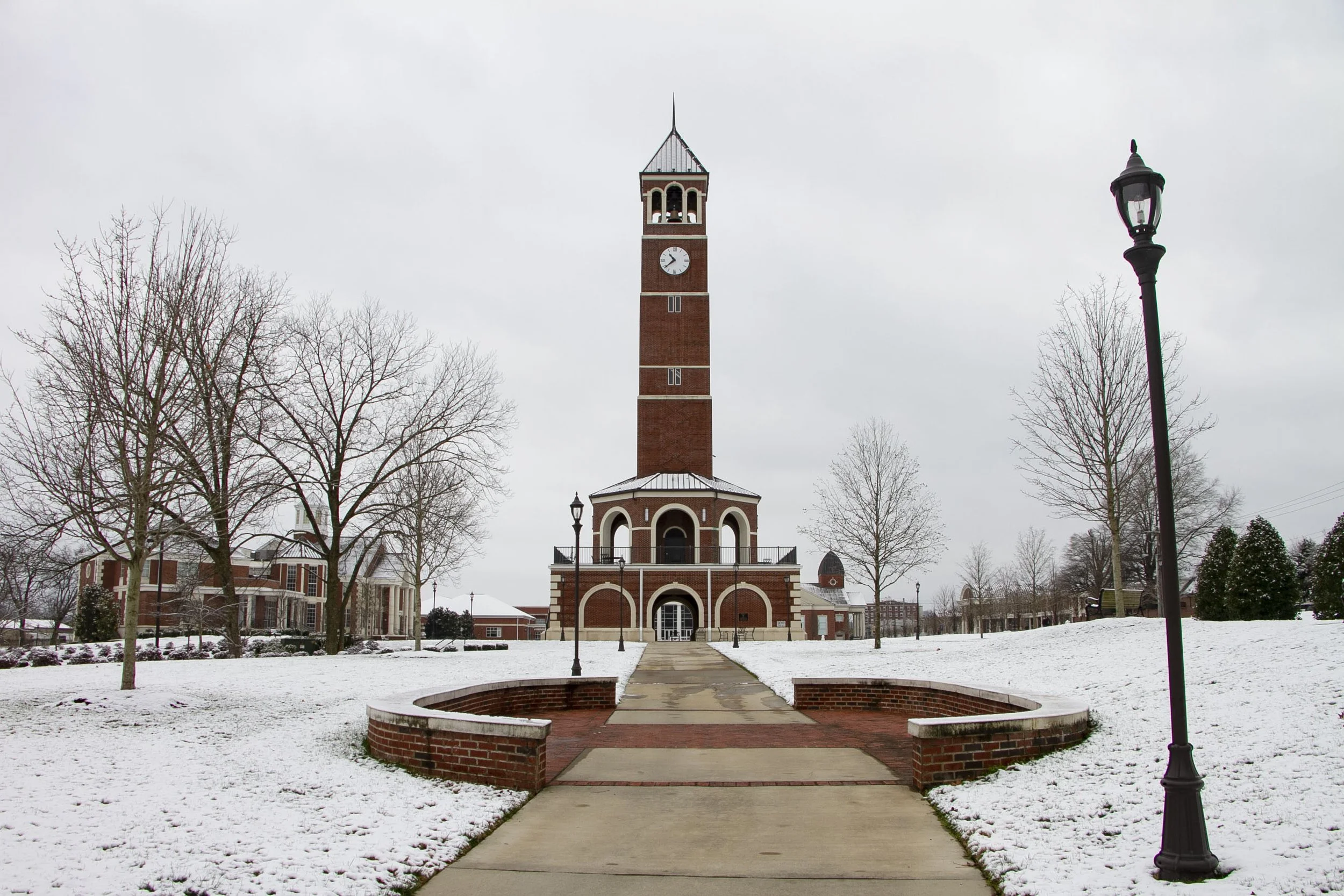 Lee University closed due to weather, Rockapella still set to perform