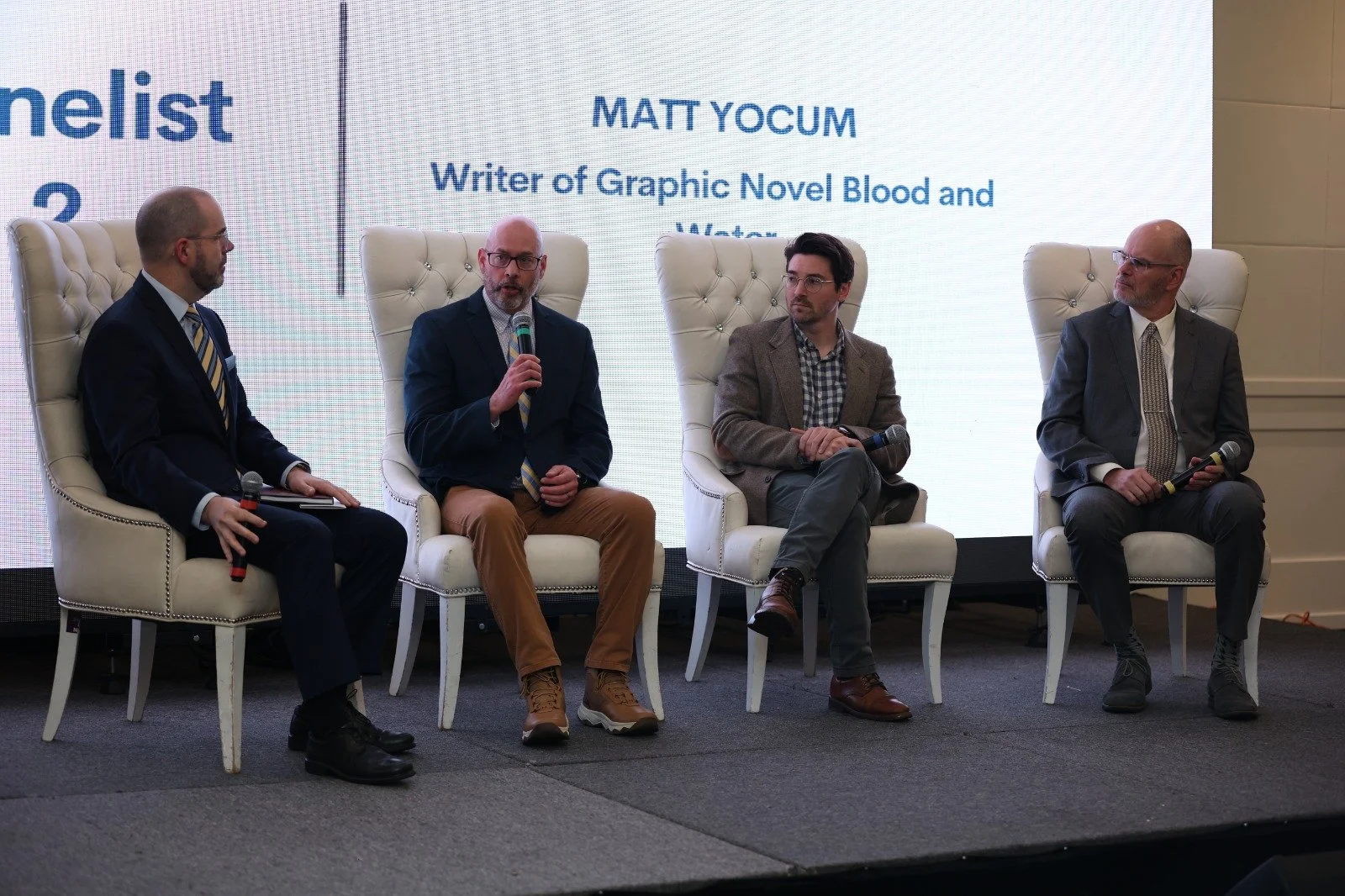 Lee professor helps tell global story through new graphic novel 