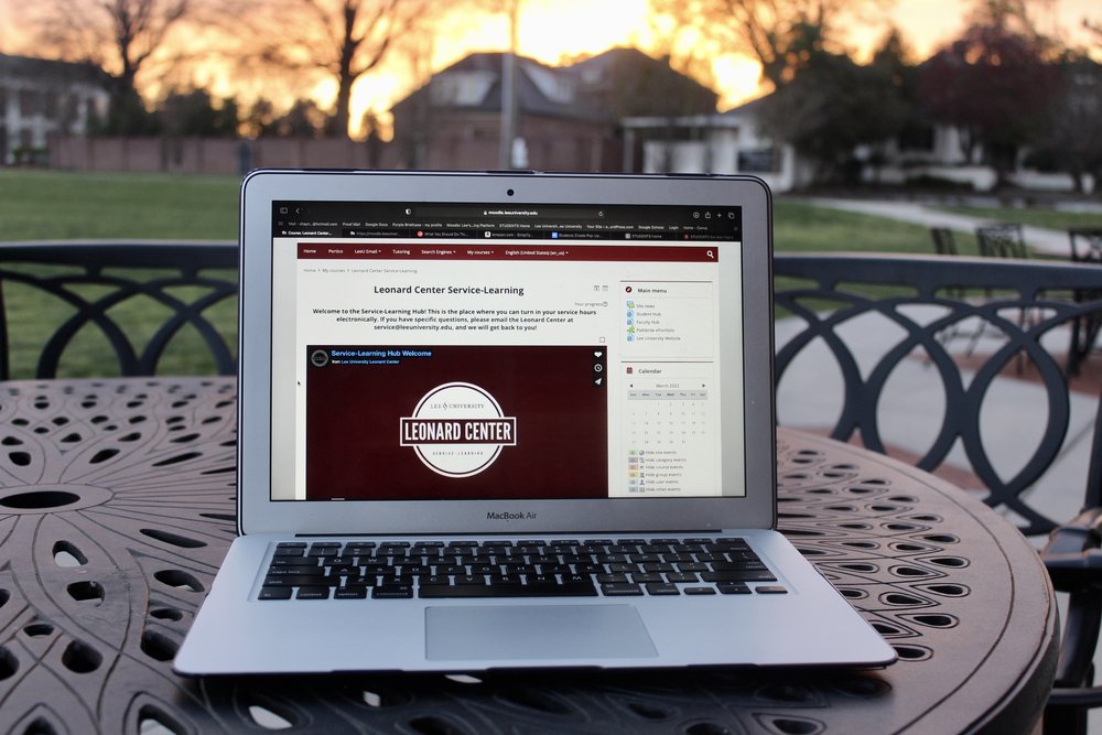 Leonard Center releases new service learning hub for Lee students