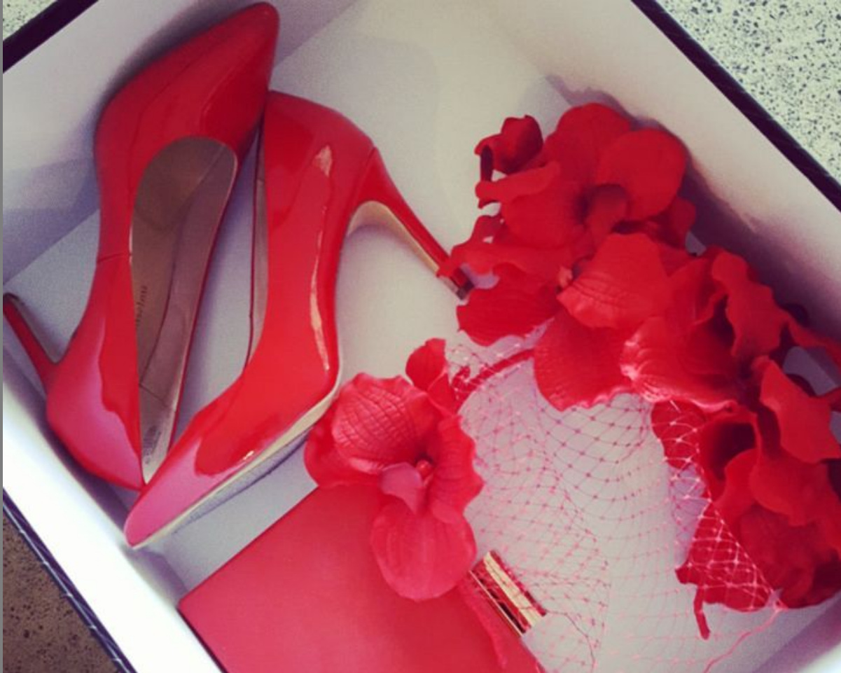 Red outfit accessories