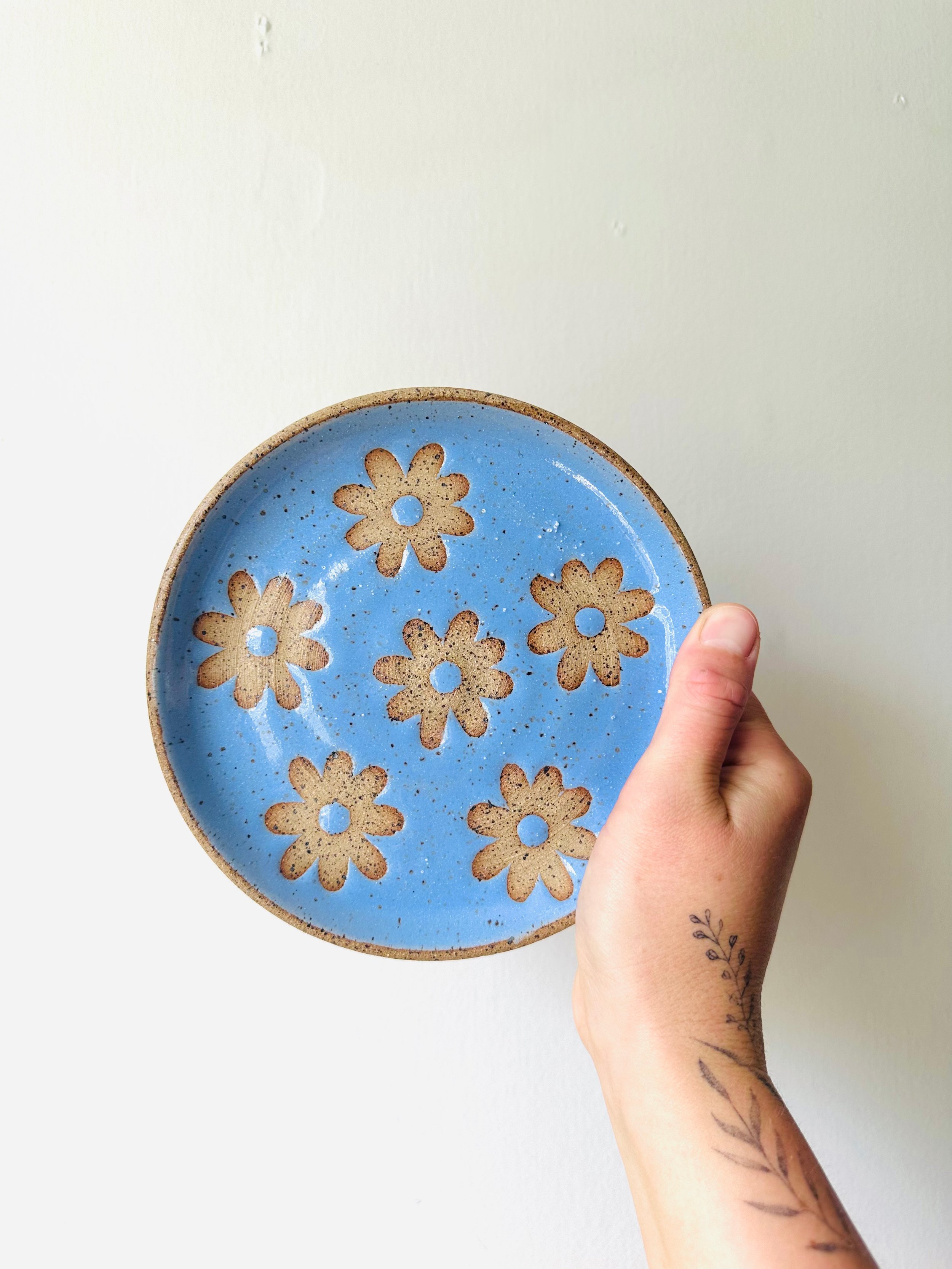 Small Daisy Plate