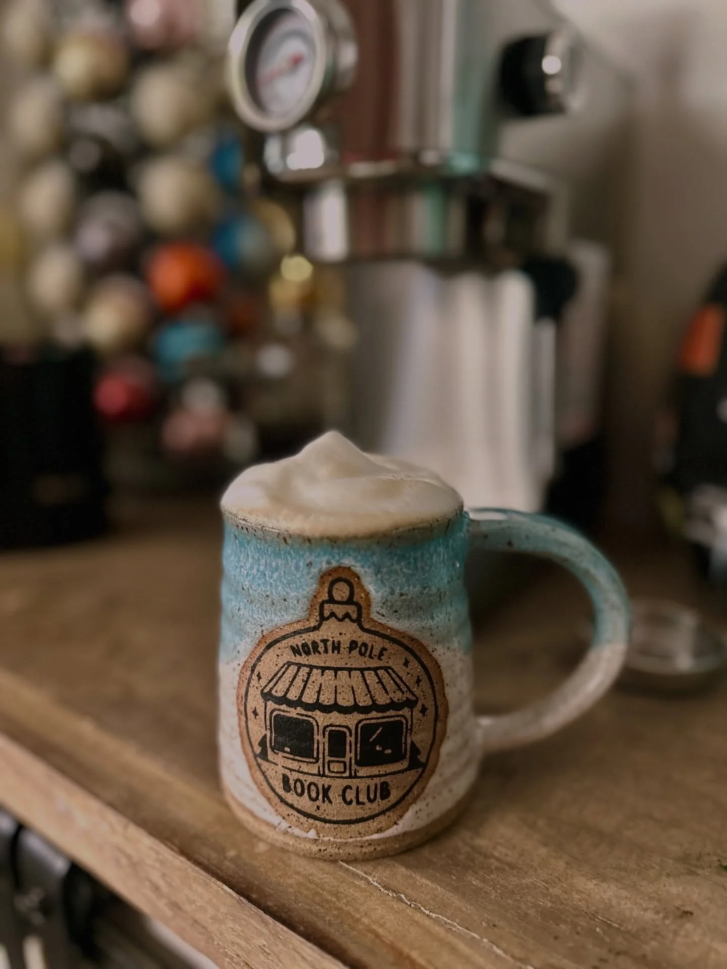 ✨ Homemade Gingerbread Latte in my mug of choice for today ✨ 

❄️ Grab your North Pole Book Club mug online with a handful of other holiday pieces still in stock! ❄️ 

My website is also stocked with TONS of other giftable pieces for those who are ju