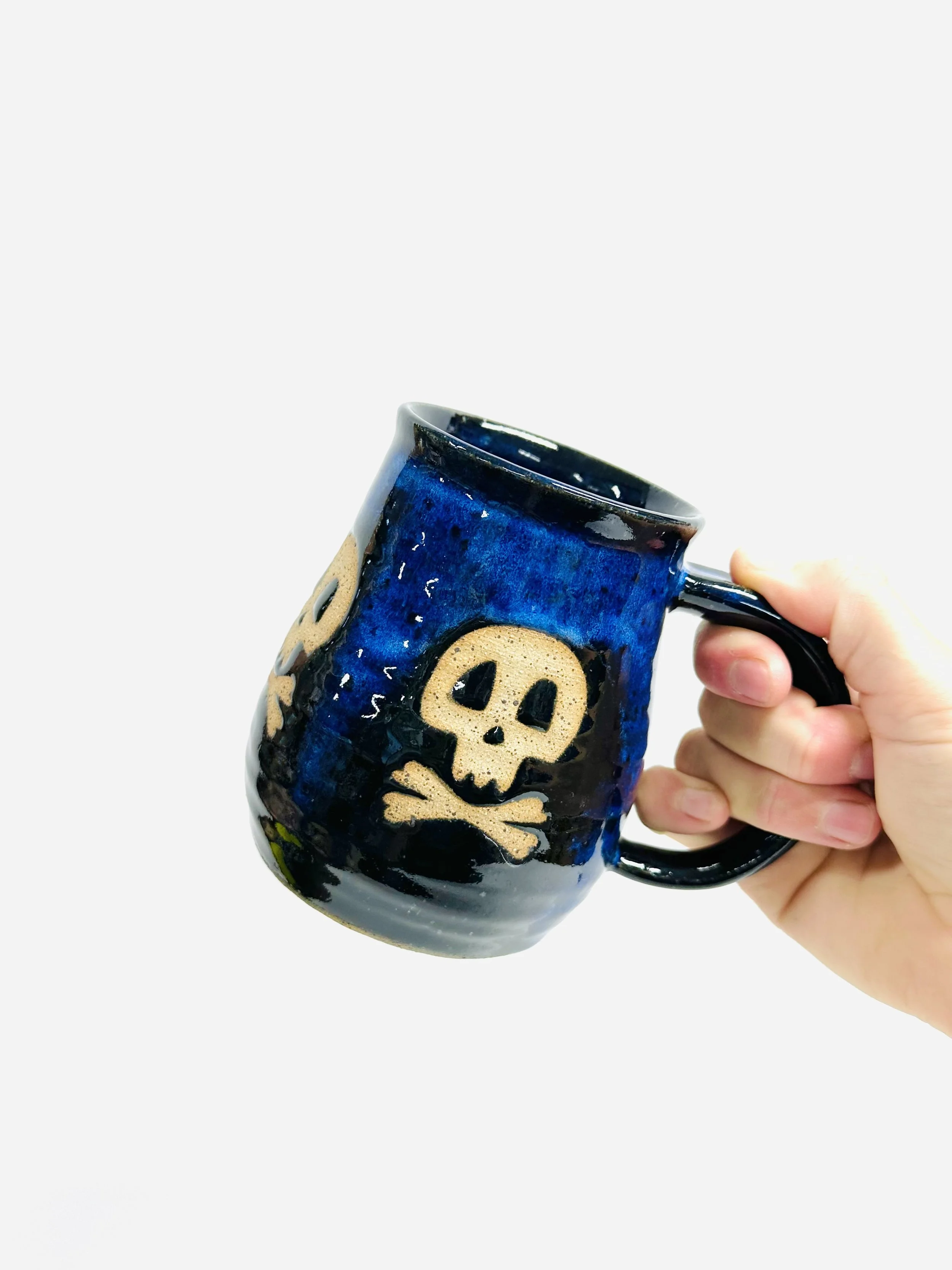 Skull & Crossbones Mug