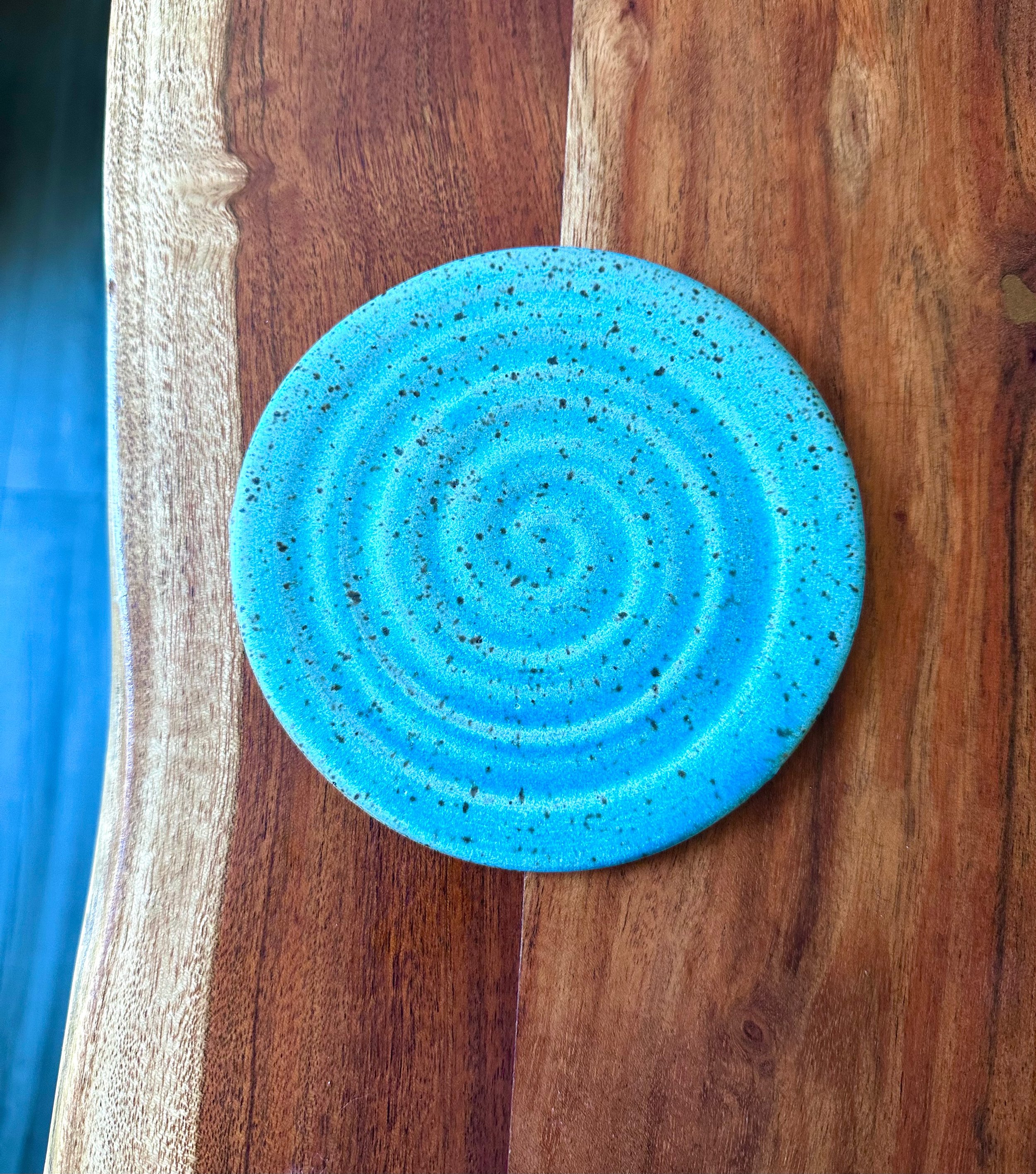 Handmade-Ceramic-Blue-Soap-Saver.jpg