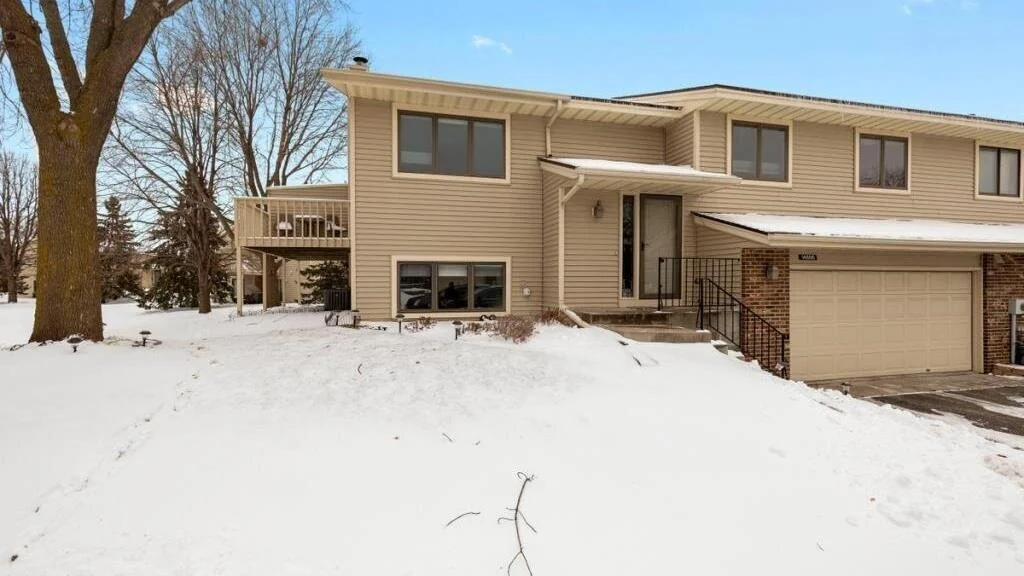 Apple Valley, MN 55124 - $187,000