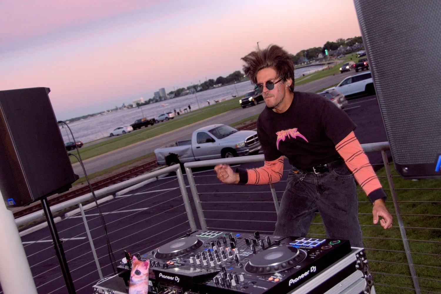 rave4.jpg