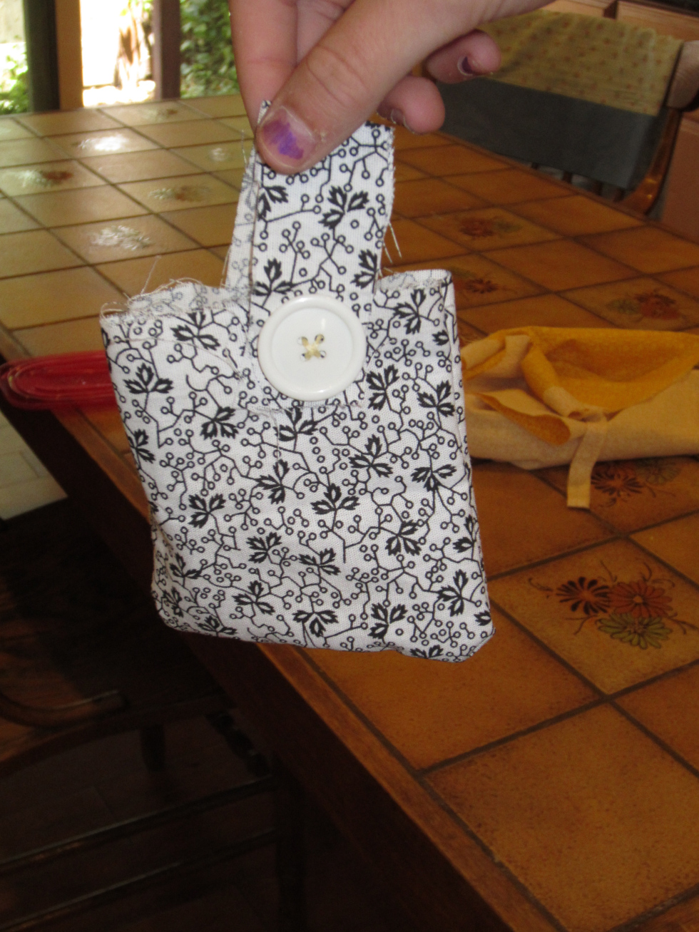  Small little tote 