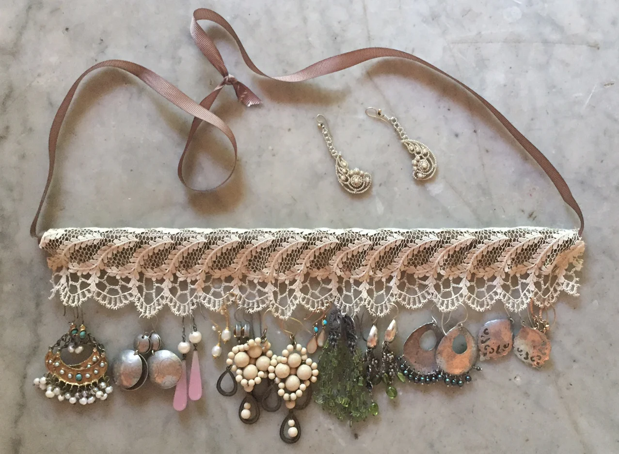 Easy-as Boho Earring Hanger