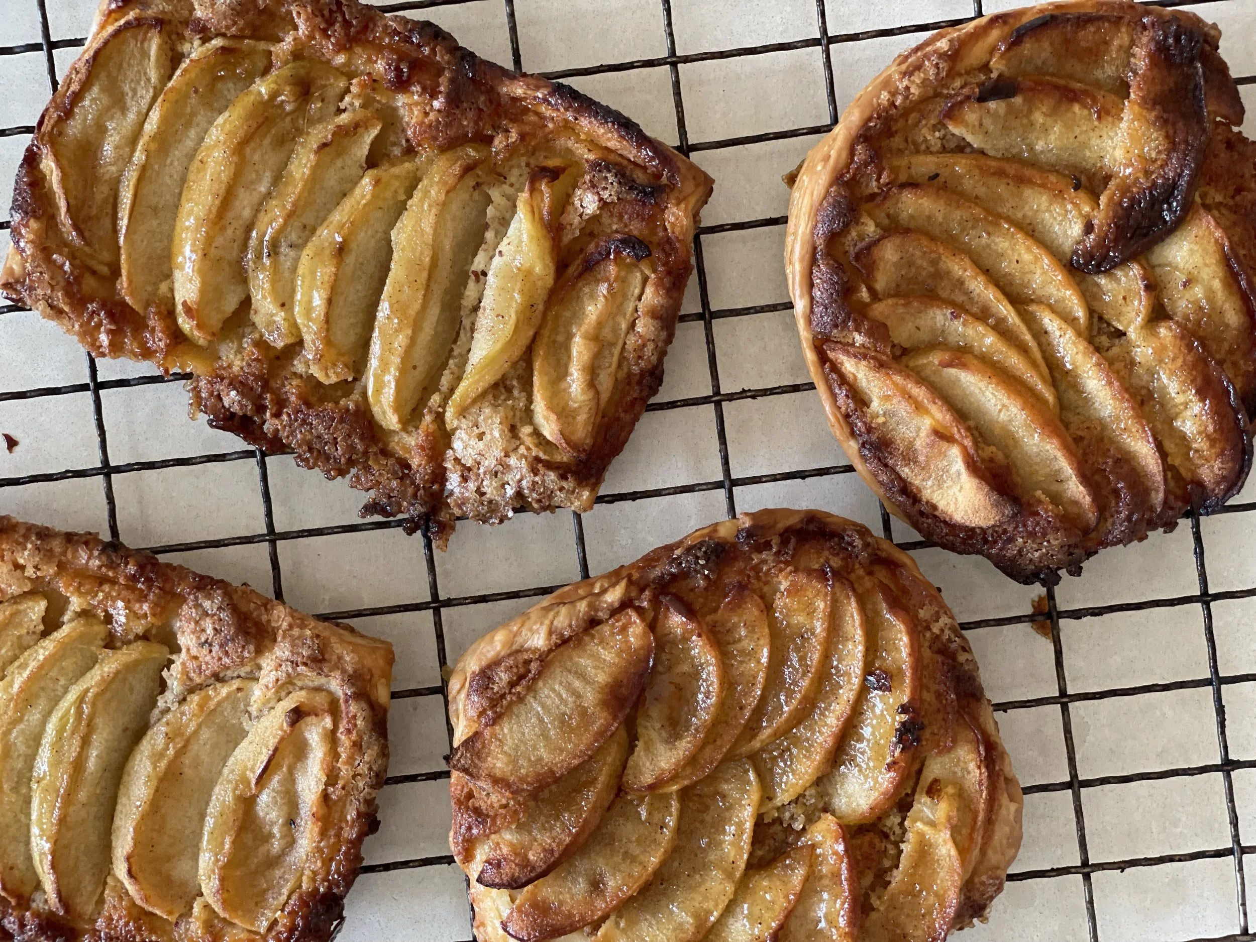 Taking your picnics to the next level  - rustic apple tarts, fruits cake and more