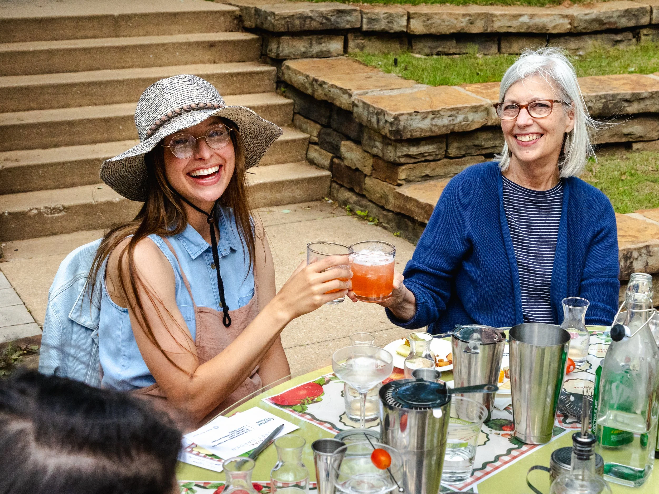 Walton Arts Center / Cocktails in the Garden