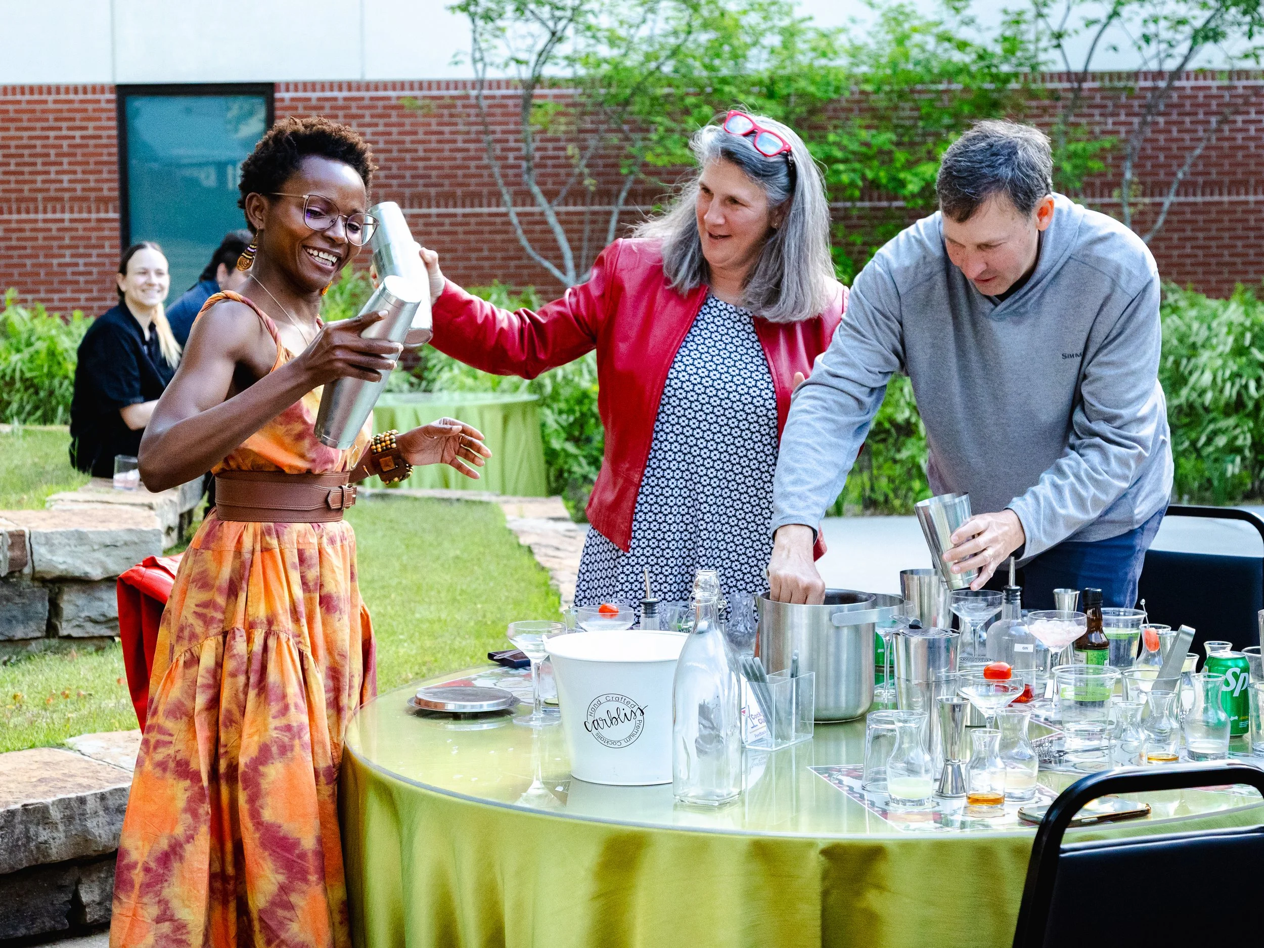 Walton Arts Center / Cocktails in the Garden
