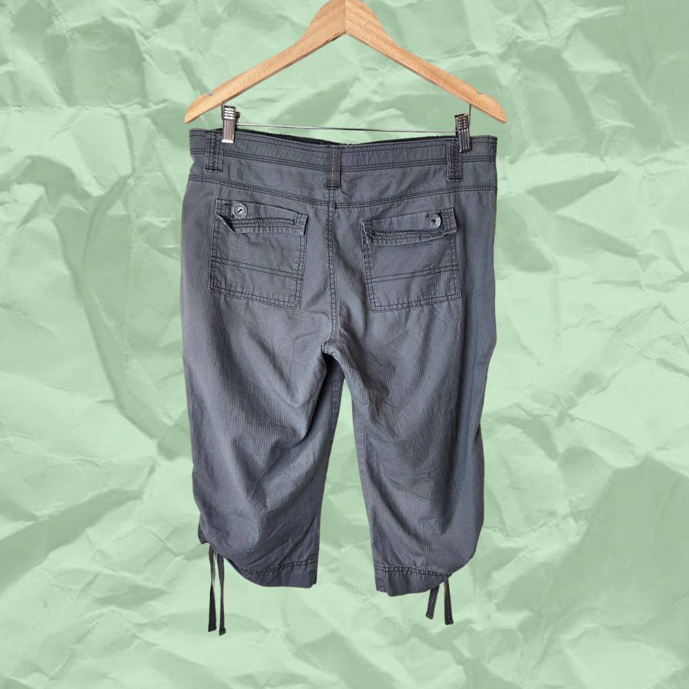 Missy capris b.png