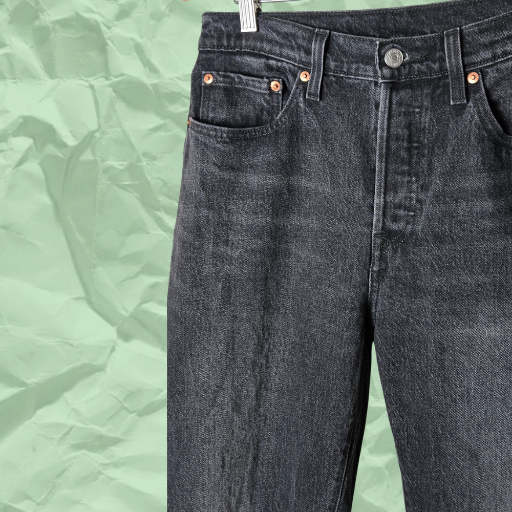 black levi's d (3).png